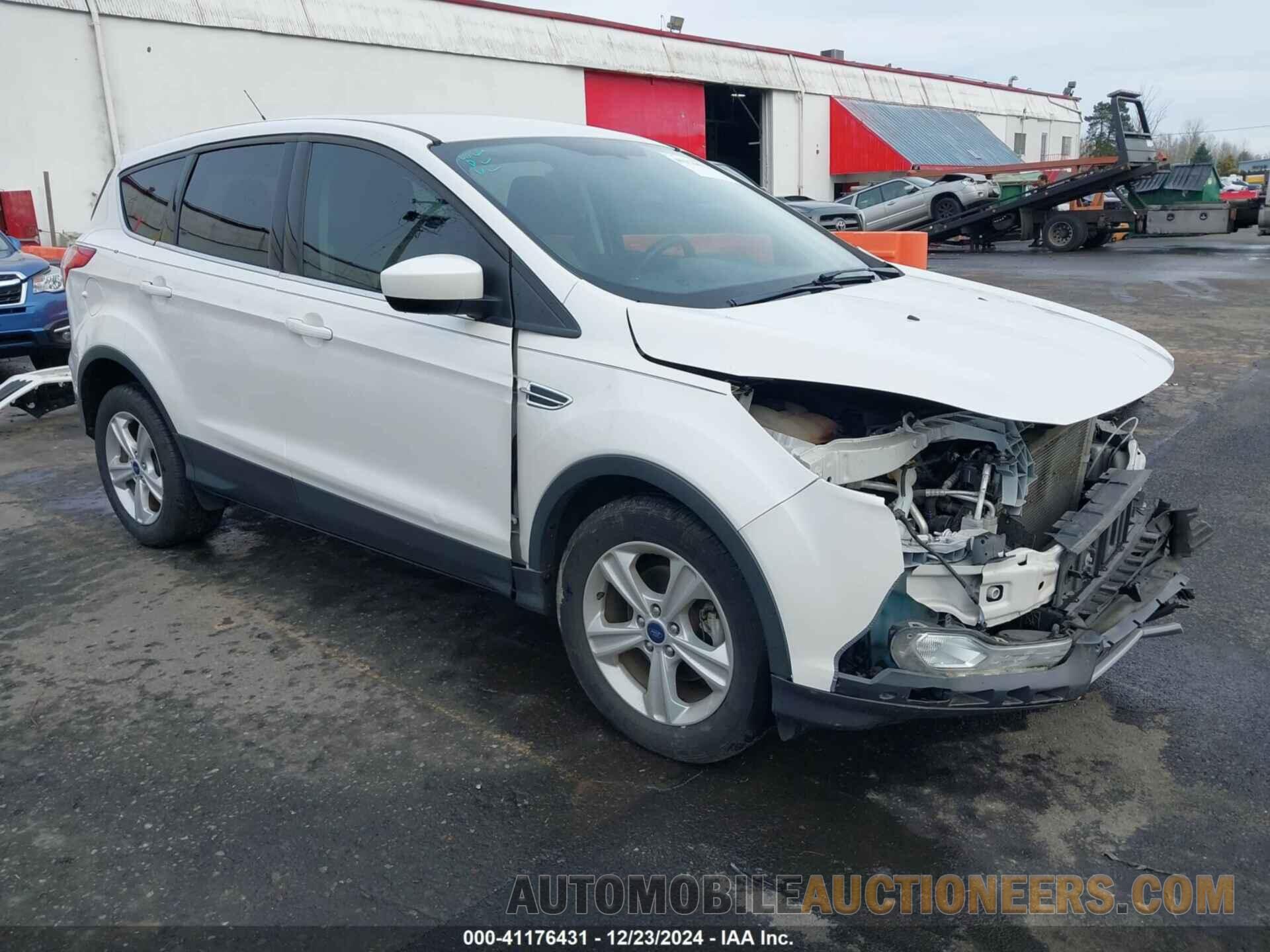 1FMCU0GXXFUB63241 FORD ESCAPE 2015