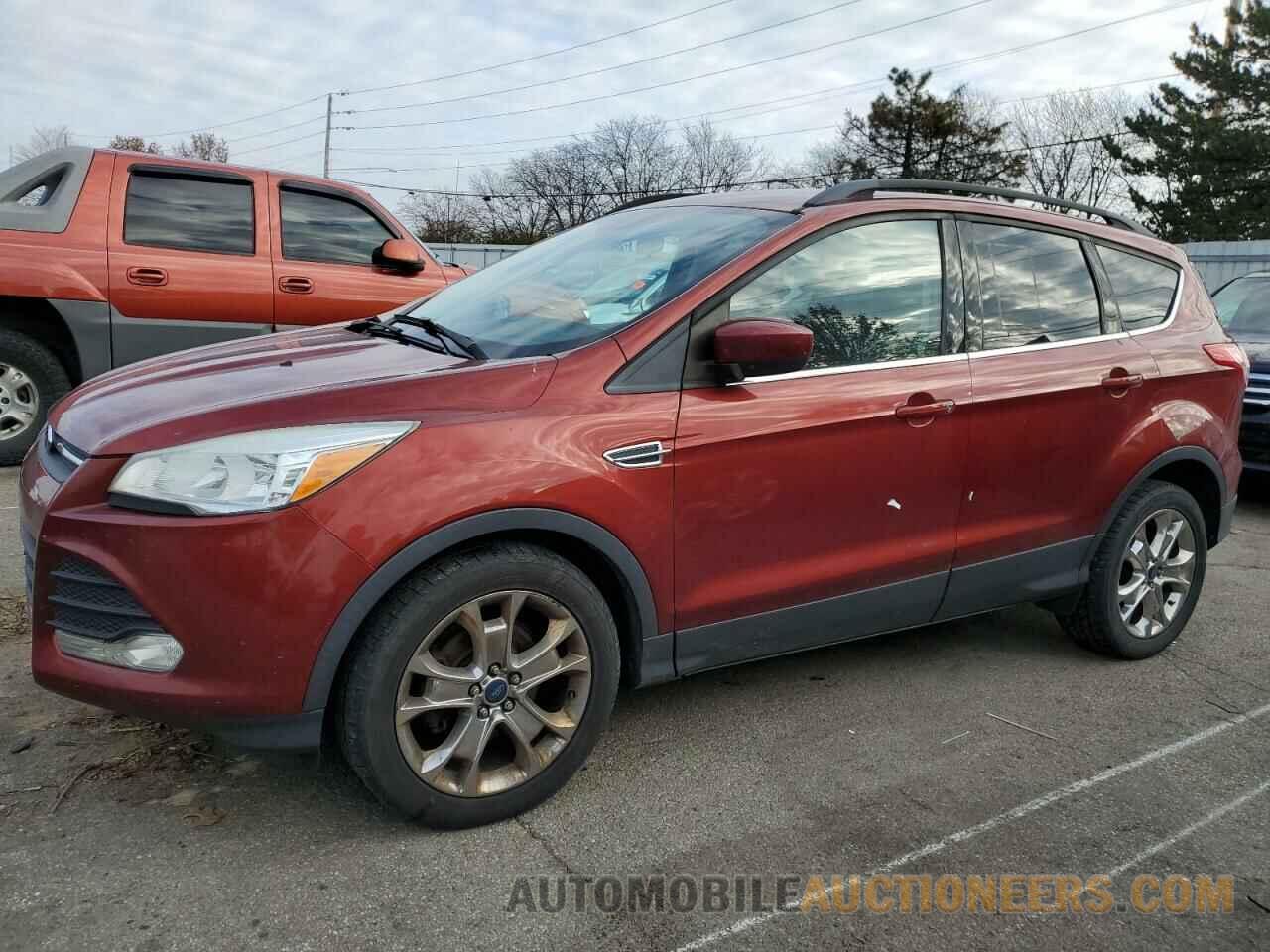 1FMCU0GXXFUC33904 FORD ESCAPE 2015