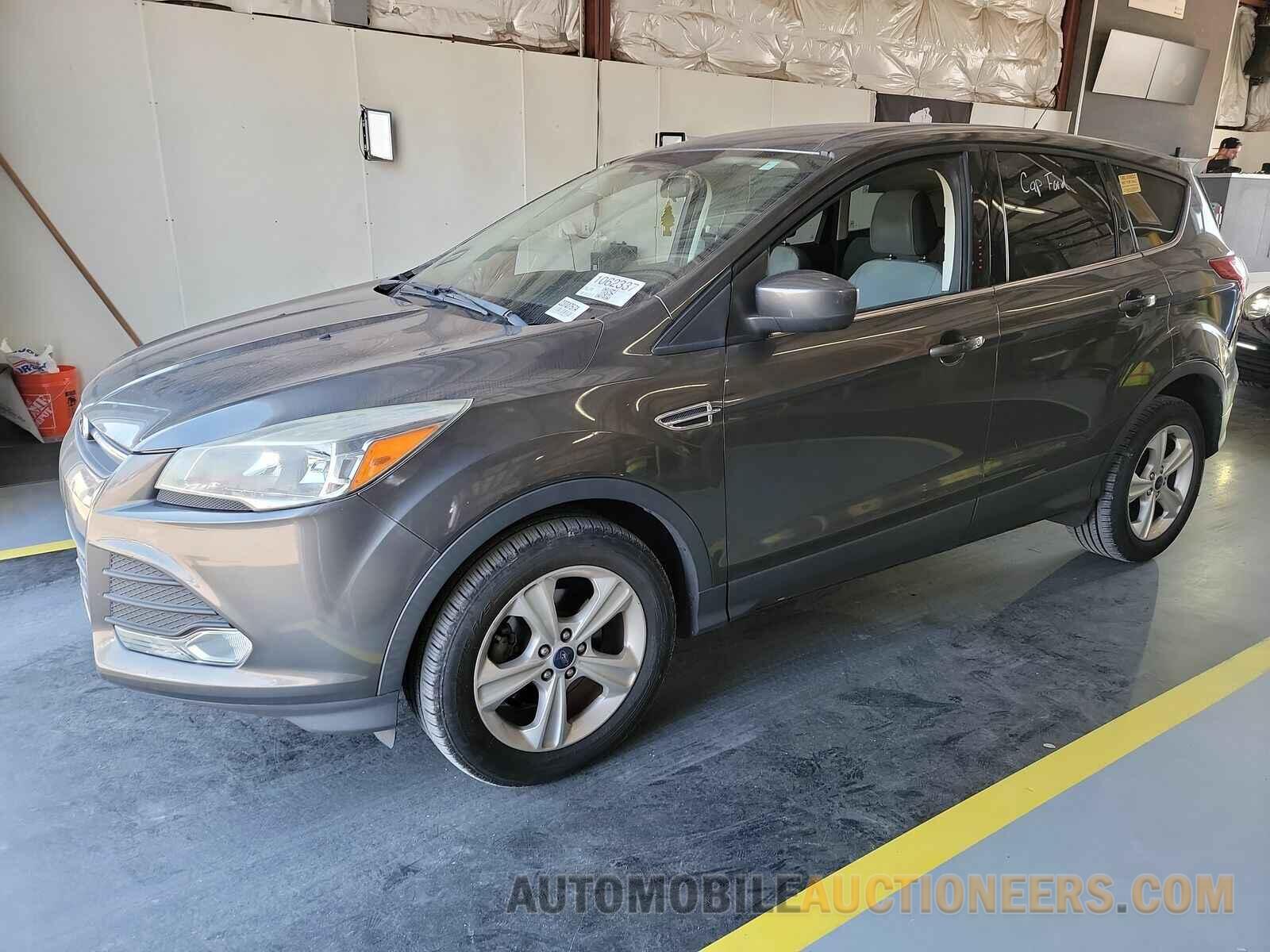 1FMCU0GXXGUA40301 Ford Escape 2016