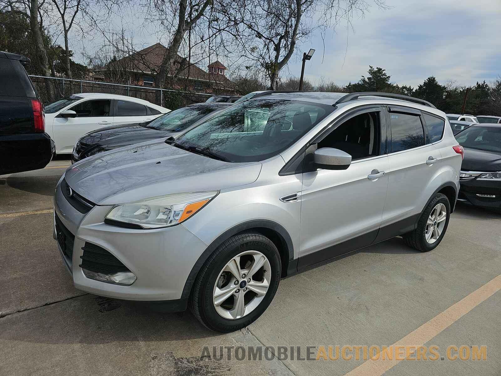 1FMCU0GXXGUB30922 Ford Escape 2016