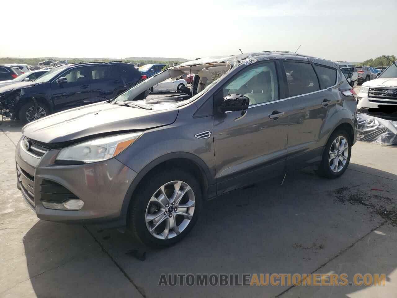 1FMCU0H91DUC57070 FORD ESCAPE 2013