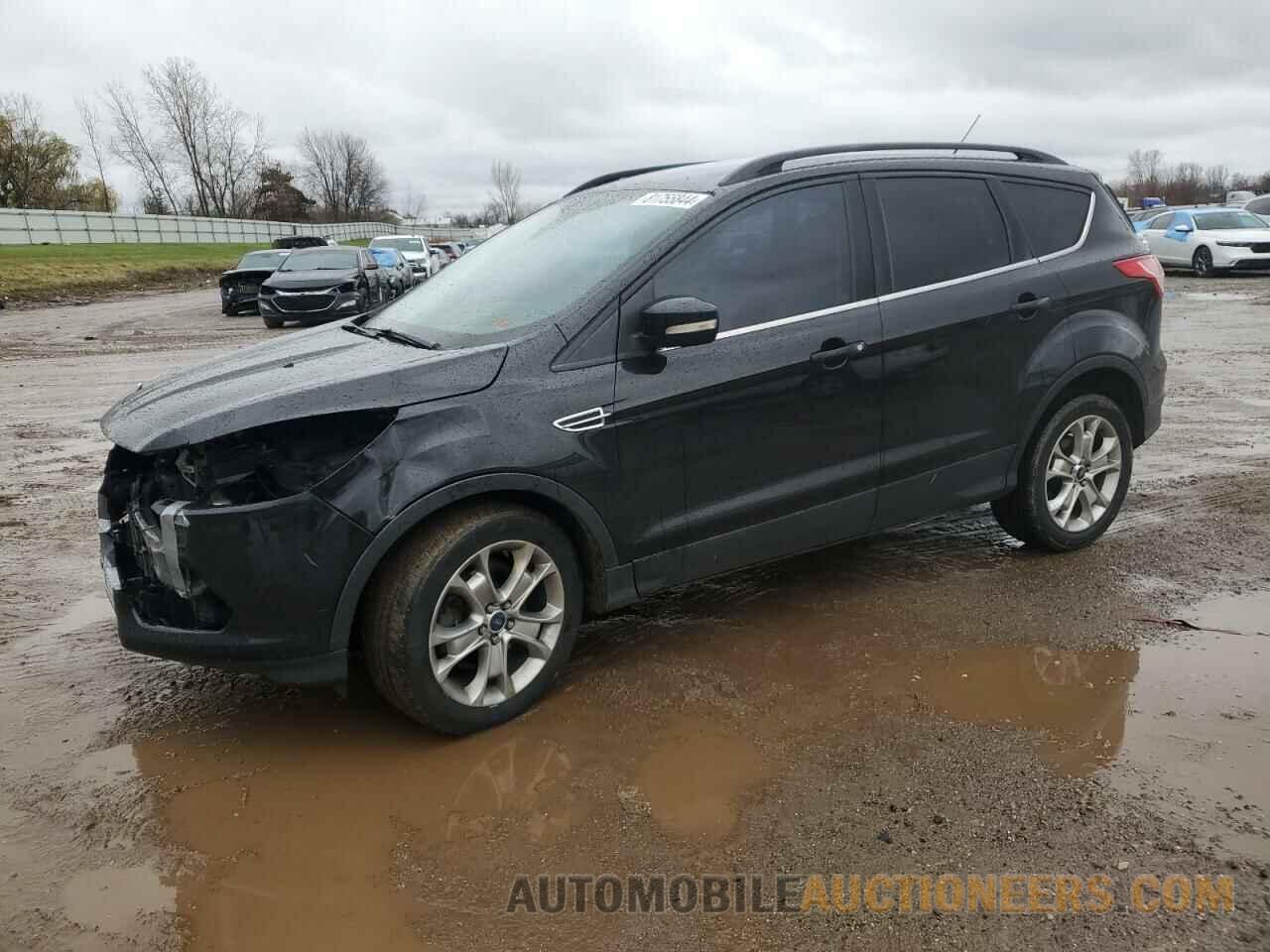 1FMCU0H94DUC49559 FORD ESCAPE 2013