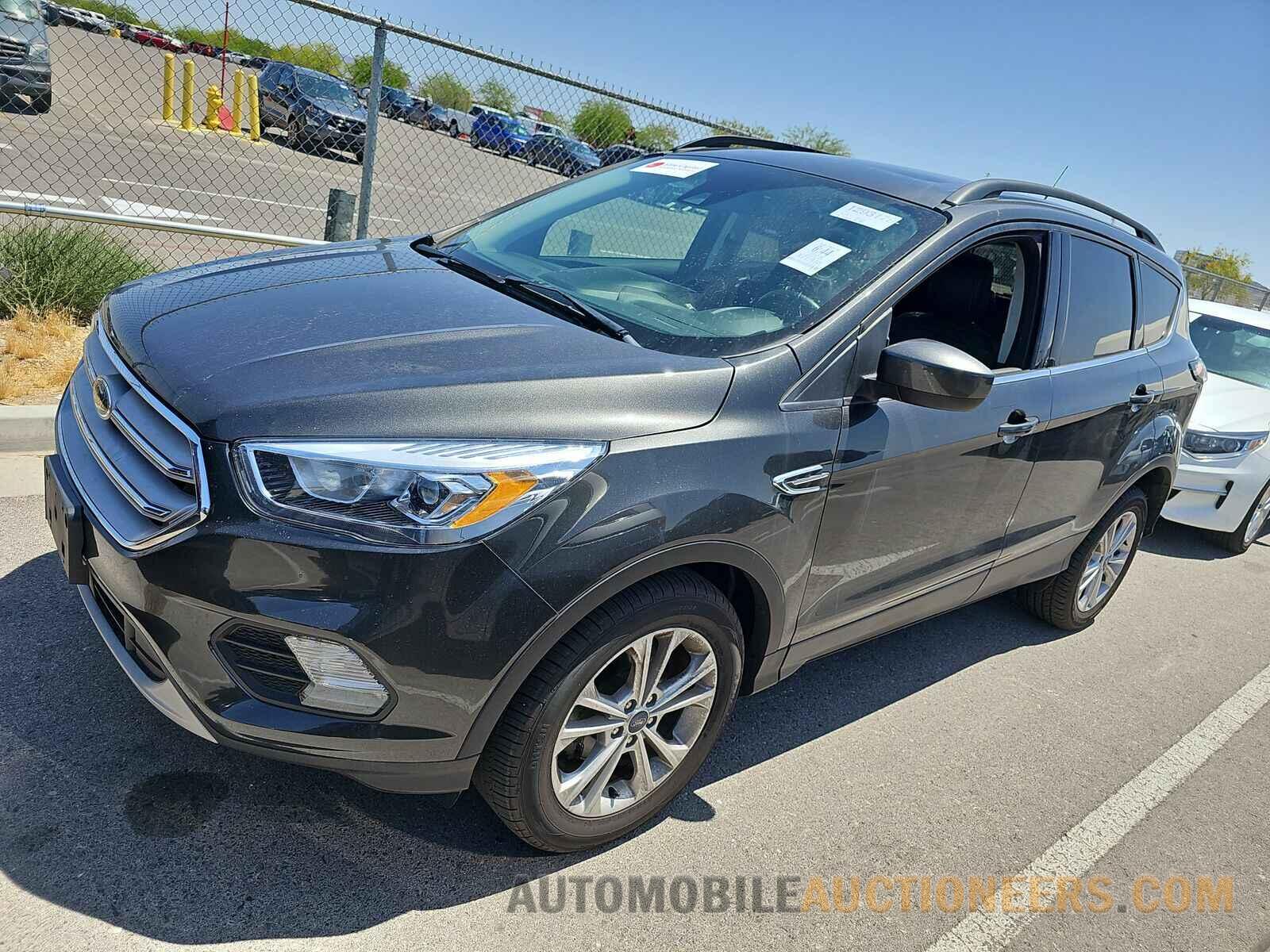 1FMCU0HD0JUC55794 Ford Escape 2018