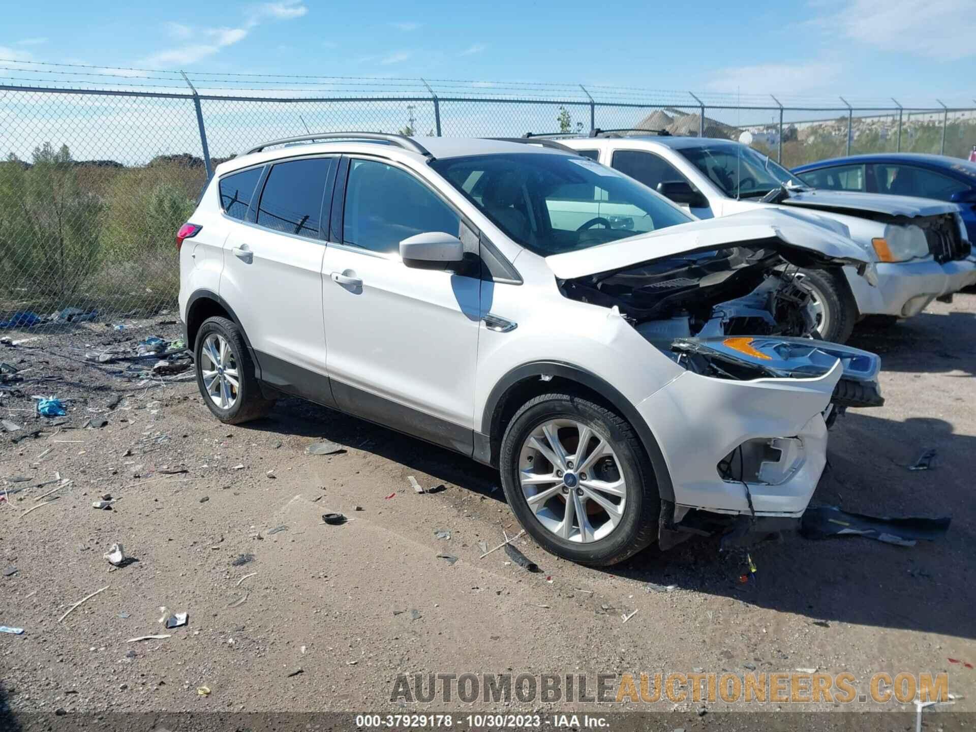 1FMCU0HD0KUB57592 FORD ESCAPE 2019