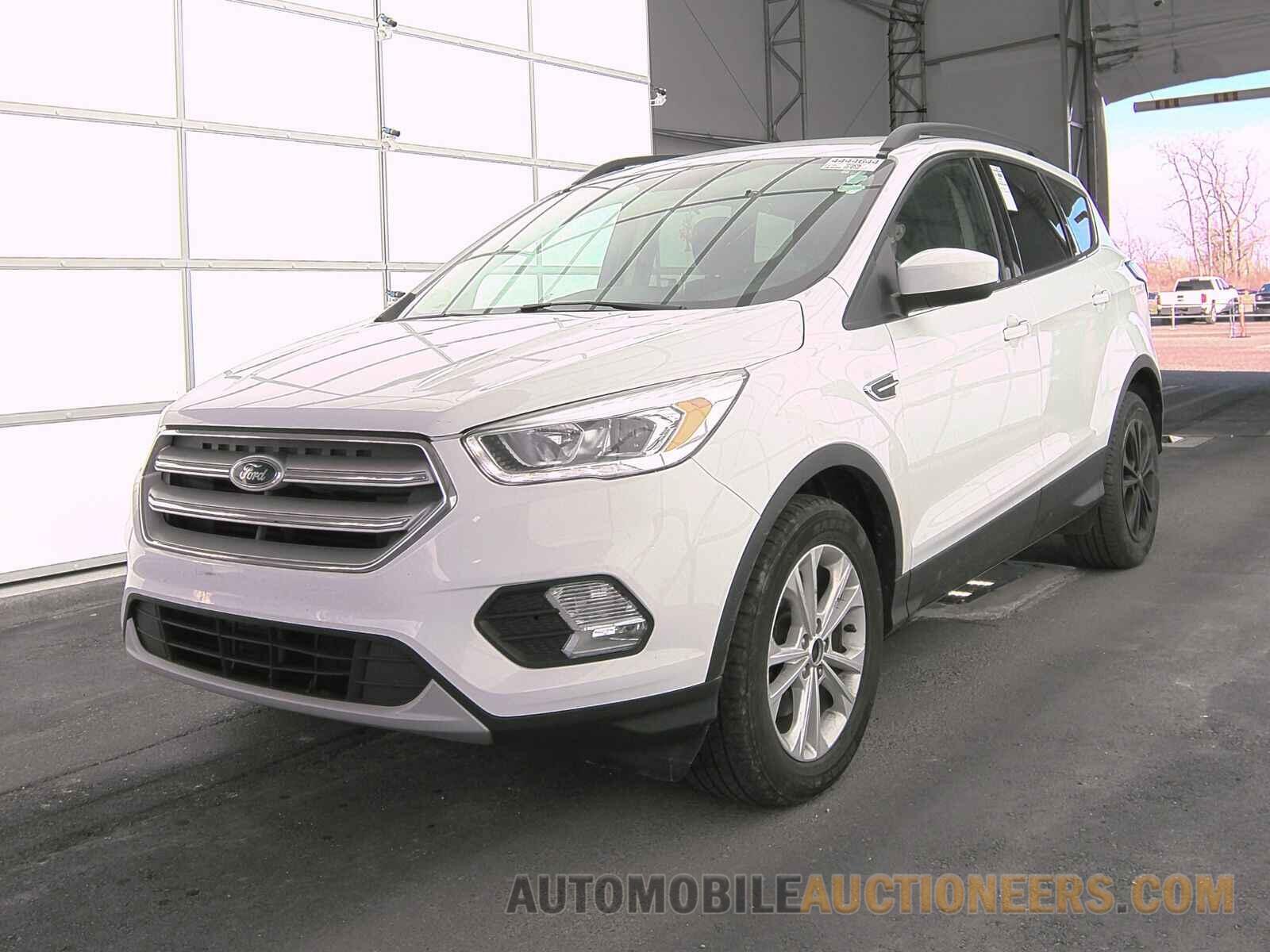 1FMCU0HD1JUA52039 Ford Escape 2018