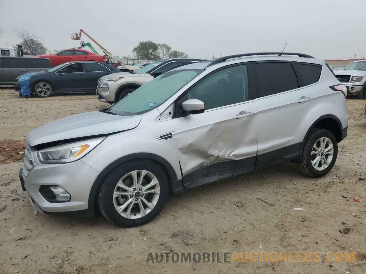 1FMCU0HD2JUB60217 FORD ESCAPE 2018