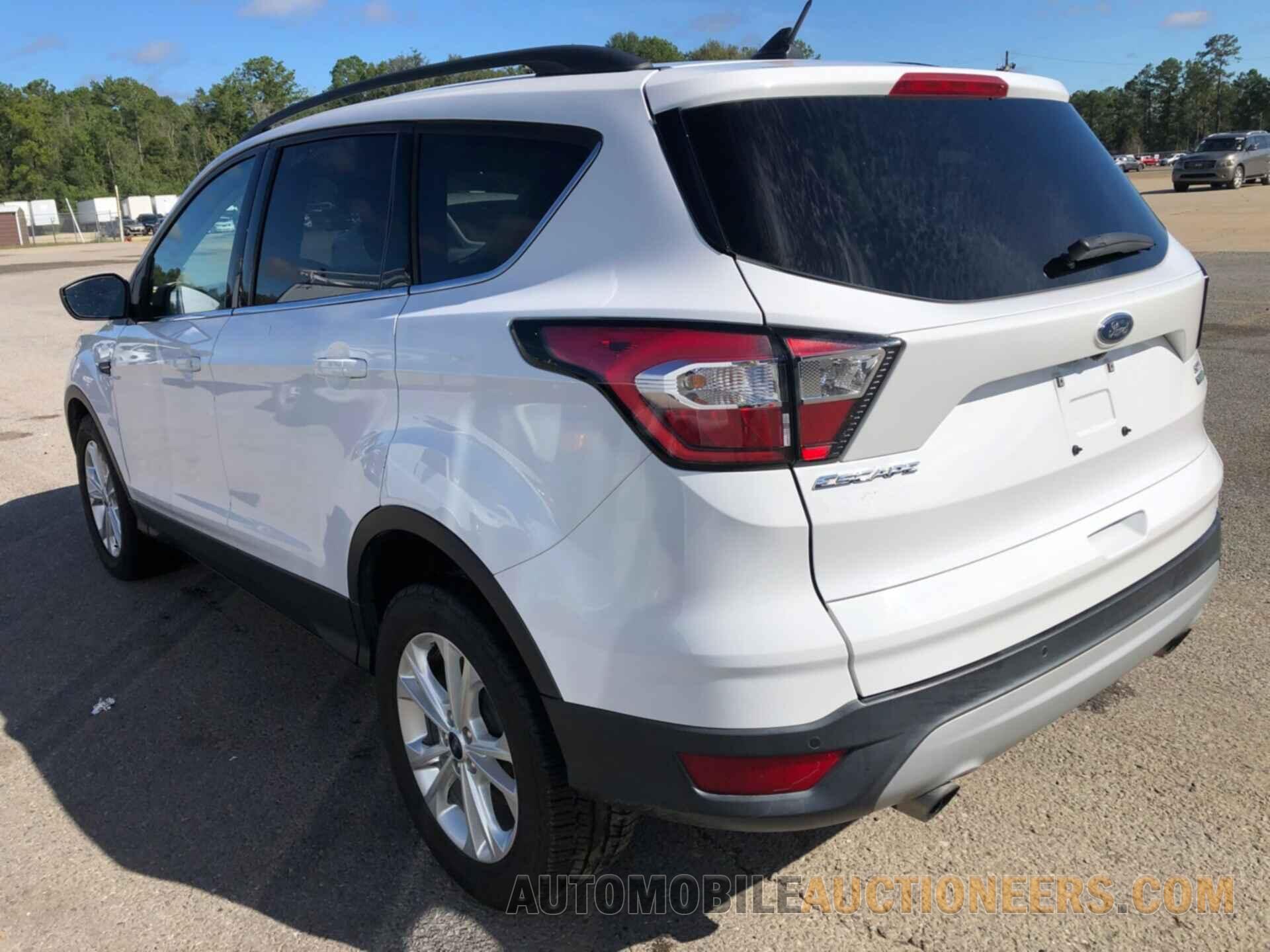 1FMCU0HD2JUC20559 FORD ESCAPE 2018