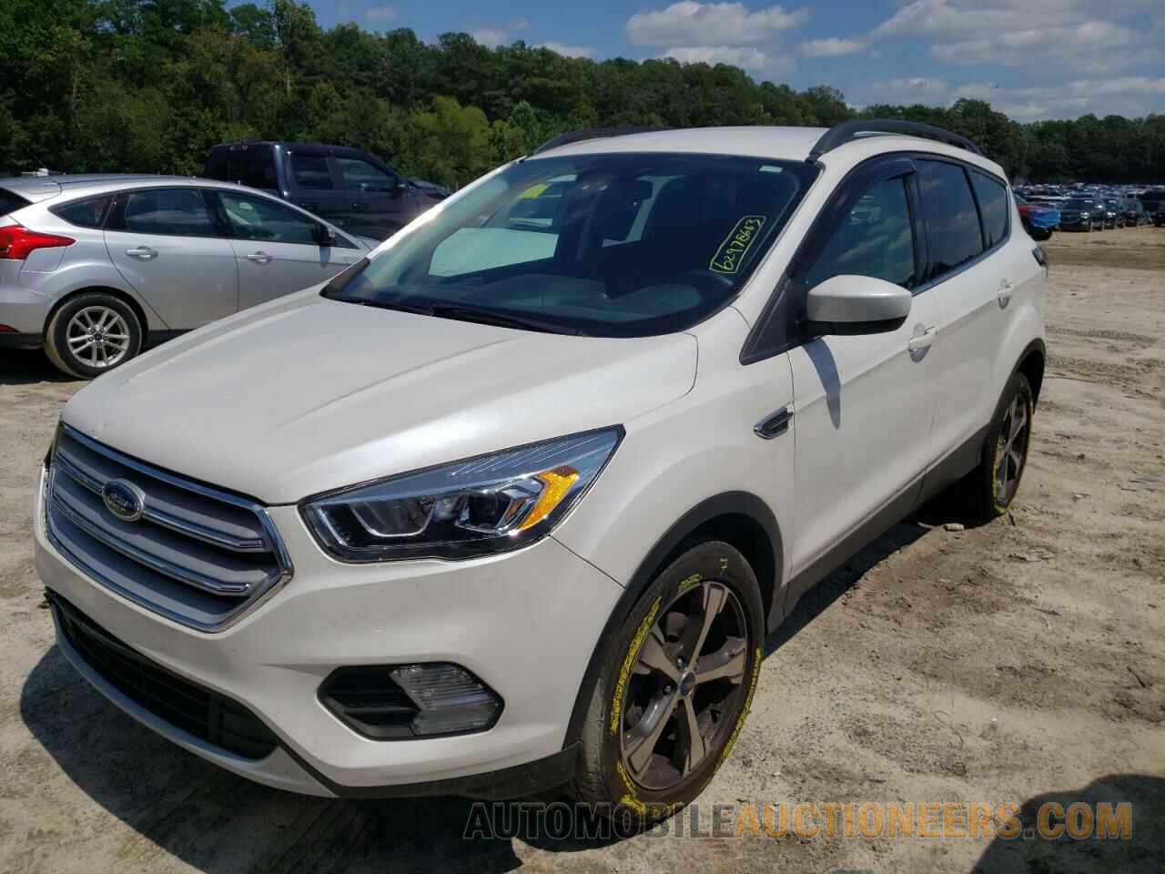 1FMCU0HD5JUA16015 FORD ESCAPE 2018