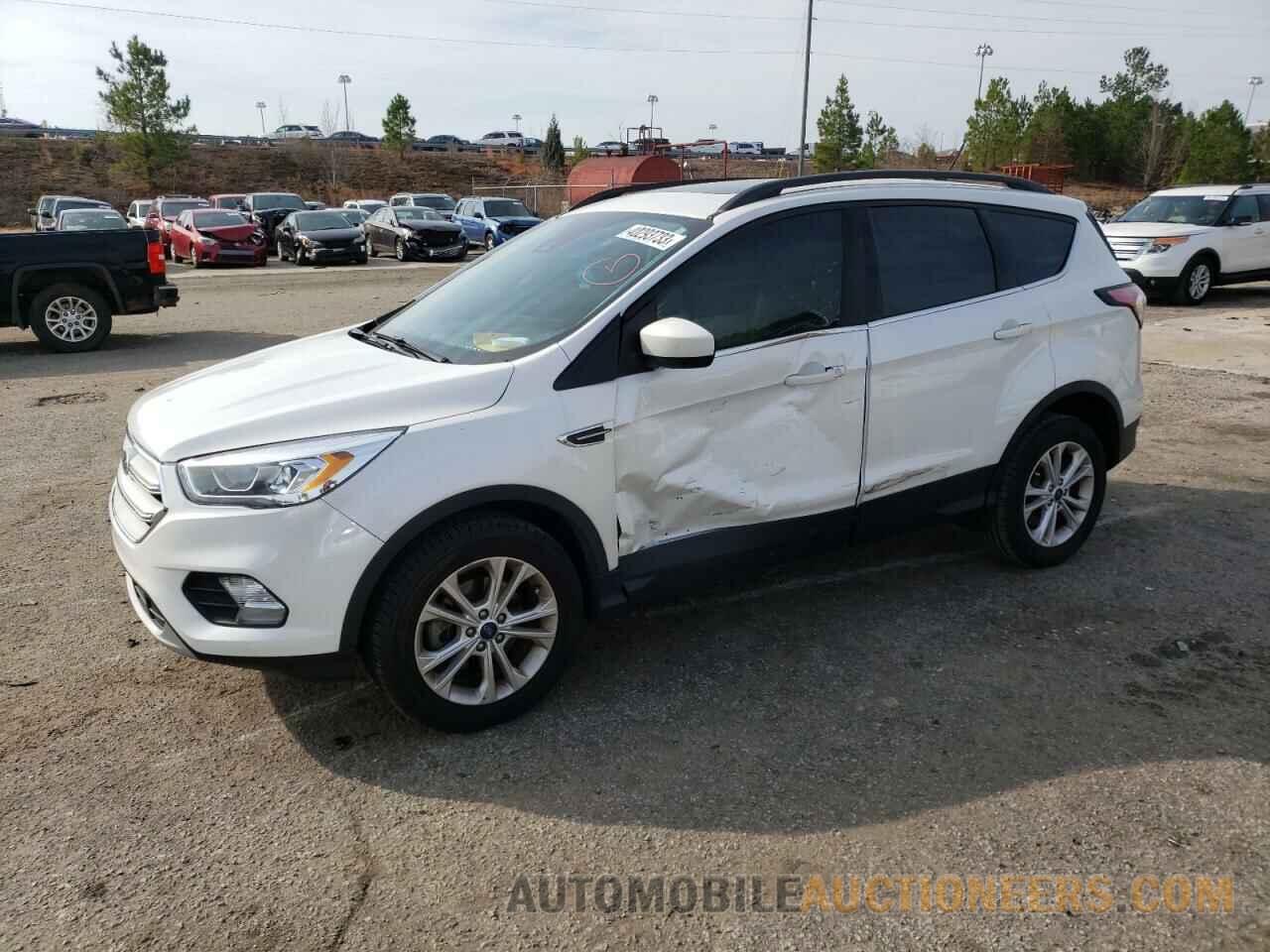 1FMCU0HD5JUA17598 FORD ESCAPE 2018