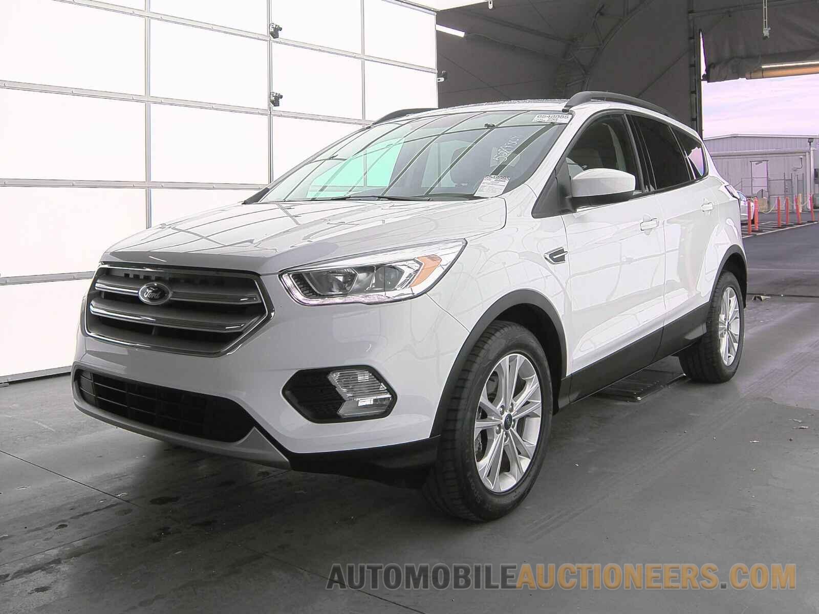 1FMCU0HD6JUC02999 Ford Escape 2018