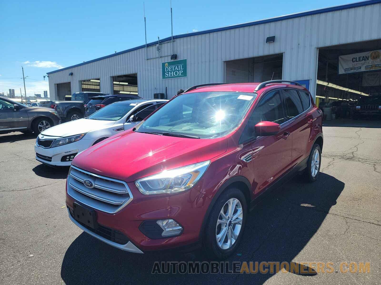 1FMCU0HD6JUC07037 Ford Escape 2018