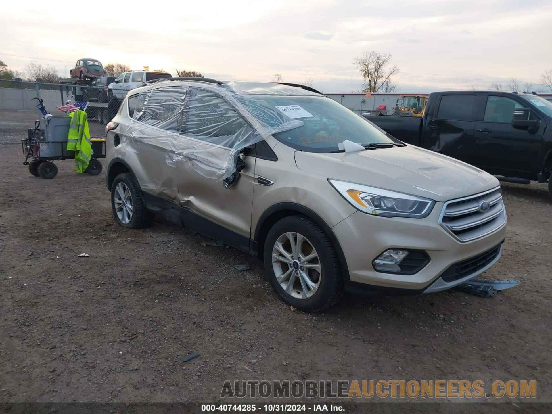 1FMCU0HD6JUC31483 FORD ESCAPE 2018