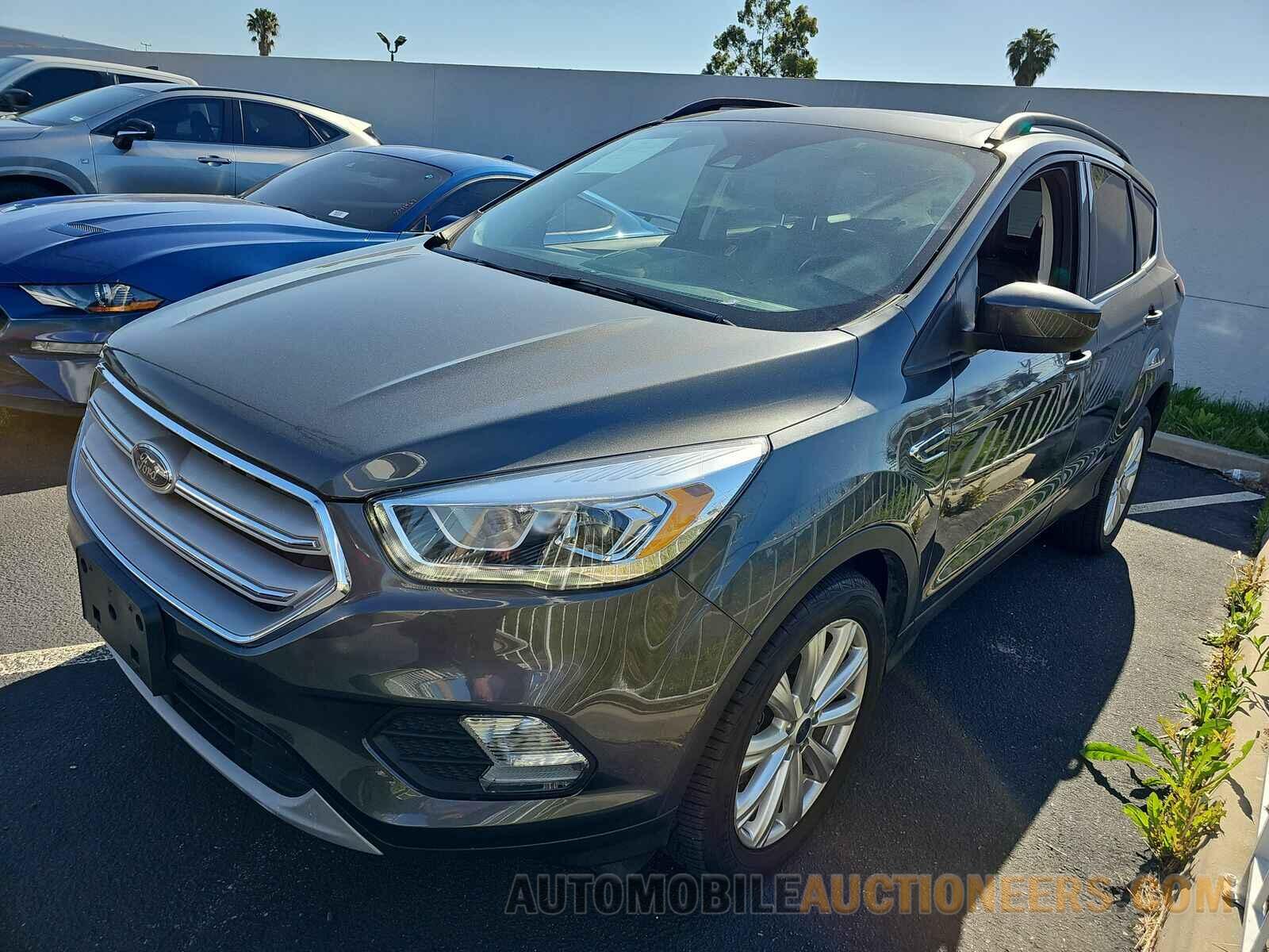 1FMCU0HD7KUB28123 Ford Escape 2019