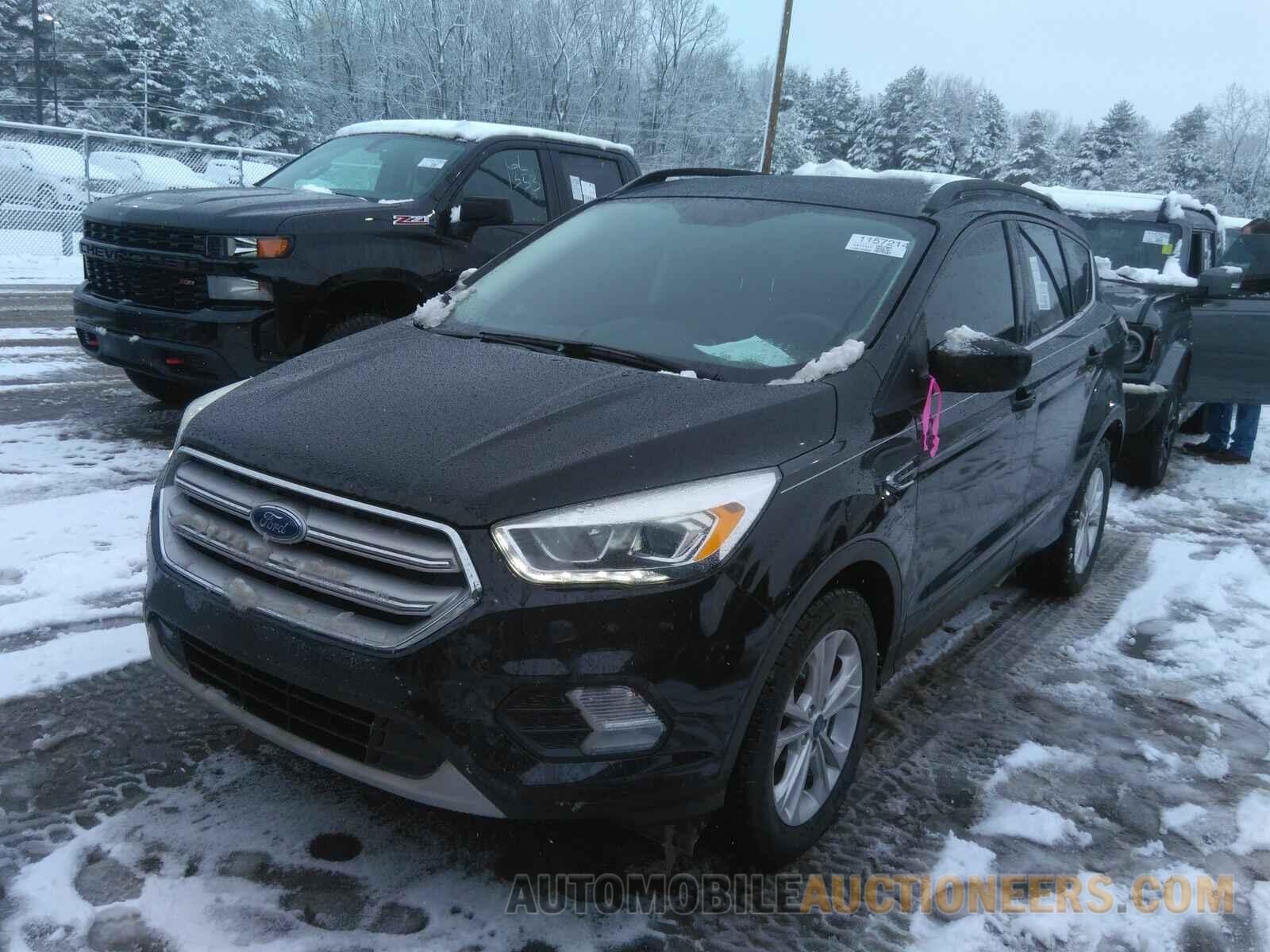 1FMCU0HD8JUB22782 Ford Escape 2018