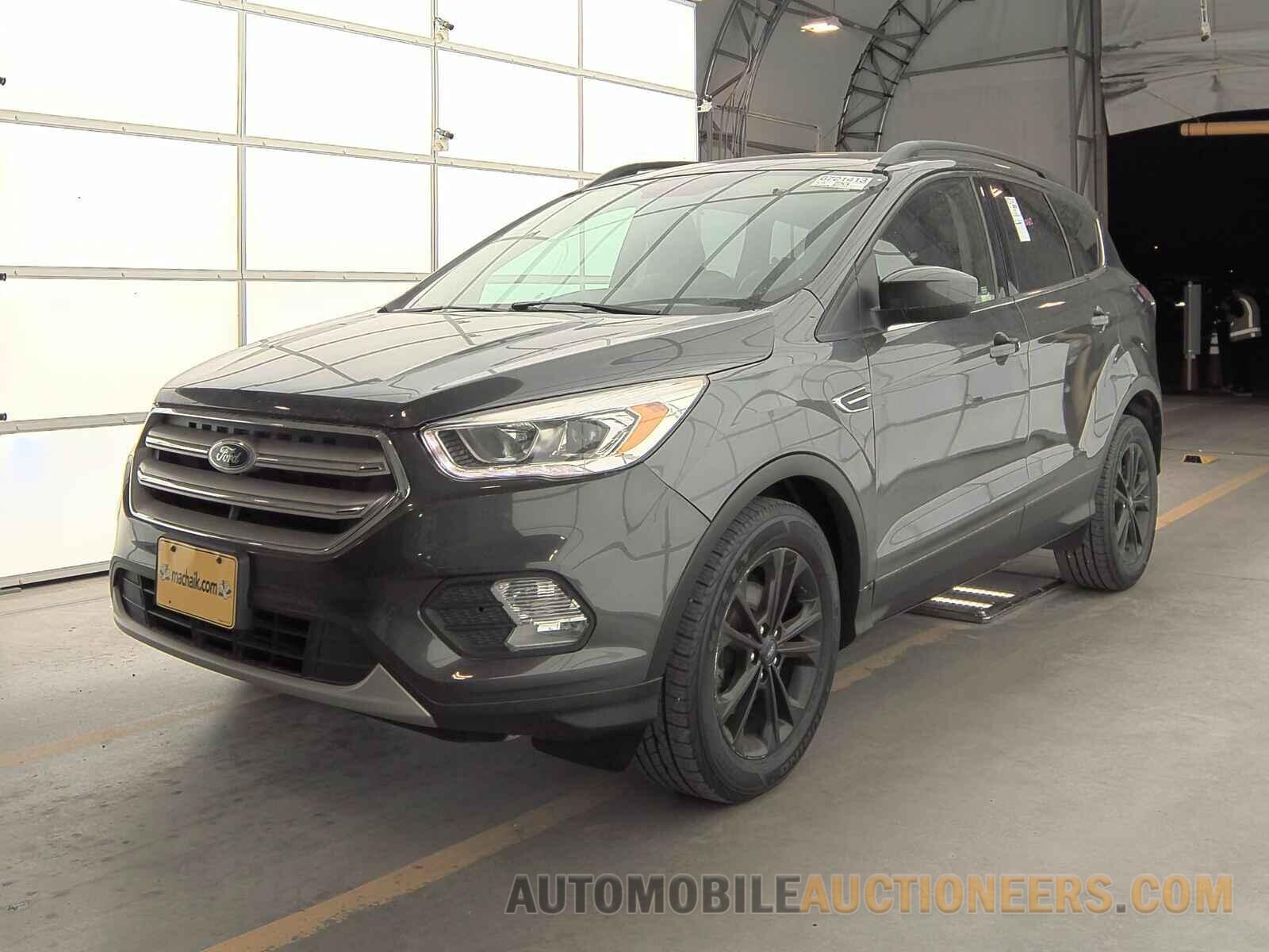 1FMCU0HD8JUB71822 Ford Escape 2018