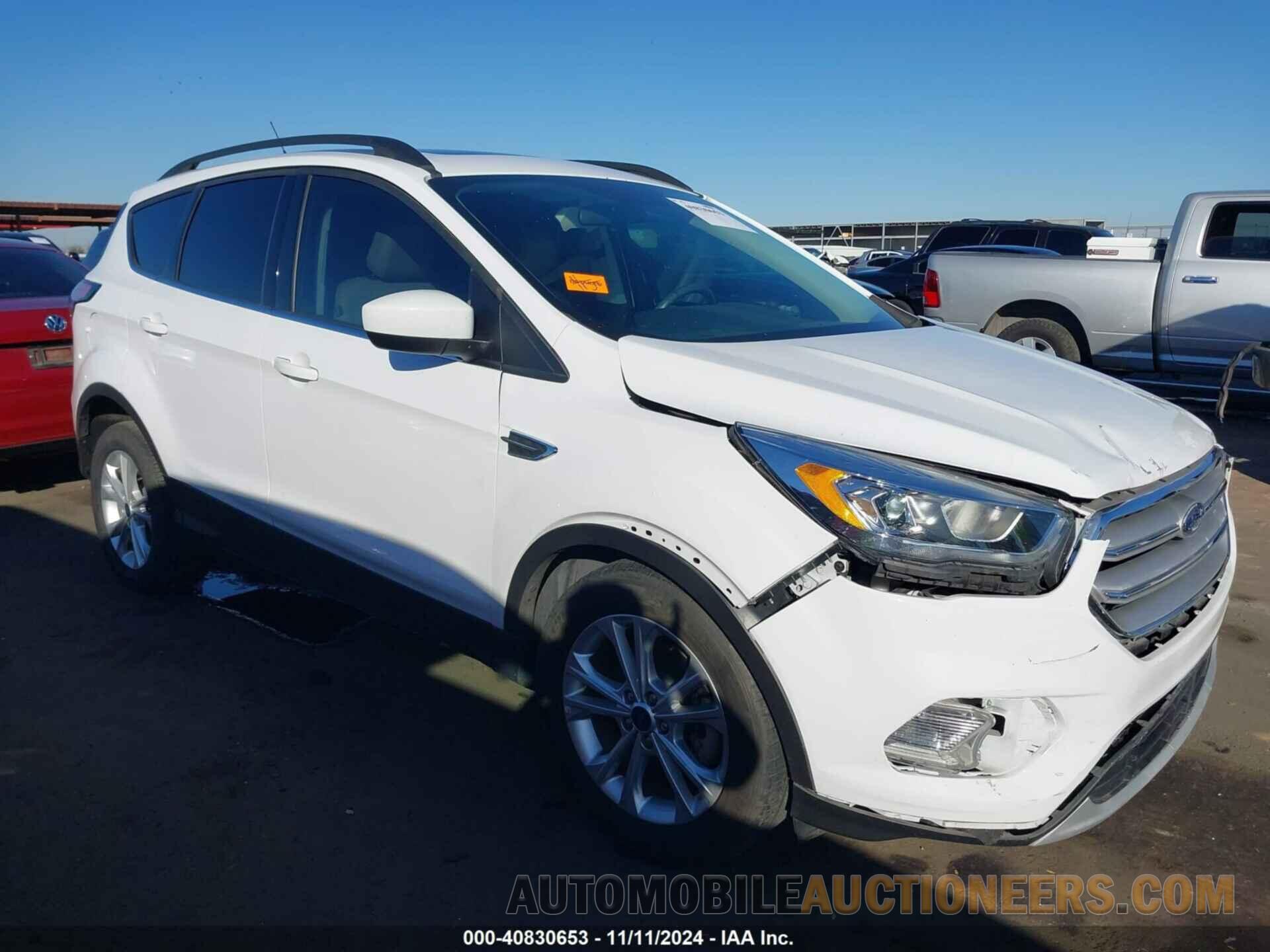 1FMCU0HD8JUD60163 FORD ESCAPE 2018