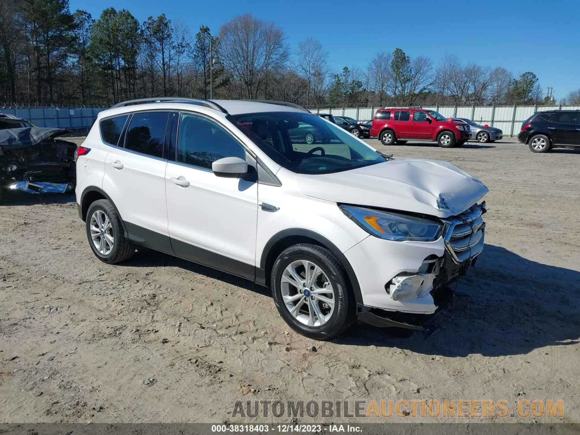 1FMCU0HD9JUC57611 FORD ESCAPE 2018