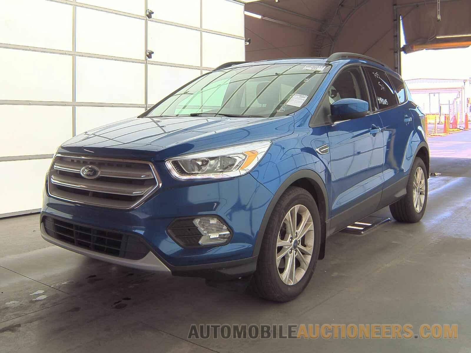 1FMCU0HDXJUA21064 Ford Escape 2018