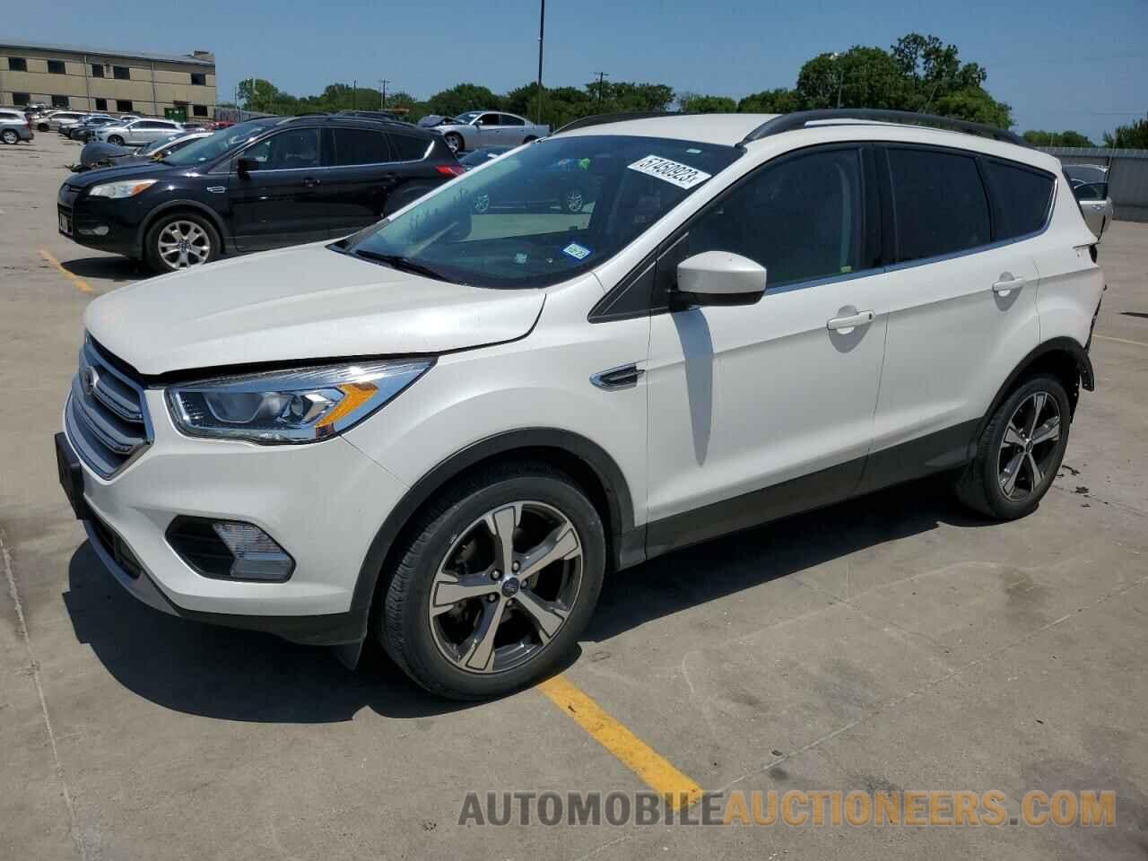 1FMCU0HDXJUD28699 FORD ESCAPE 2018