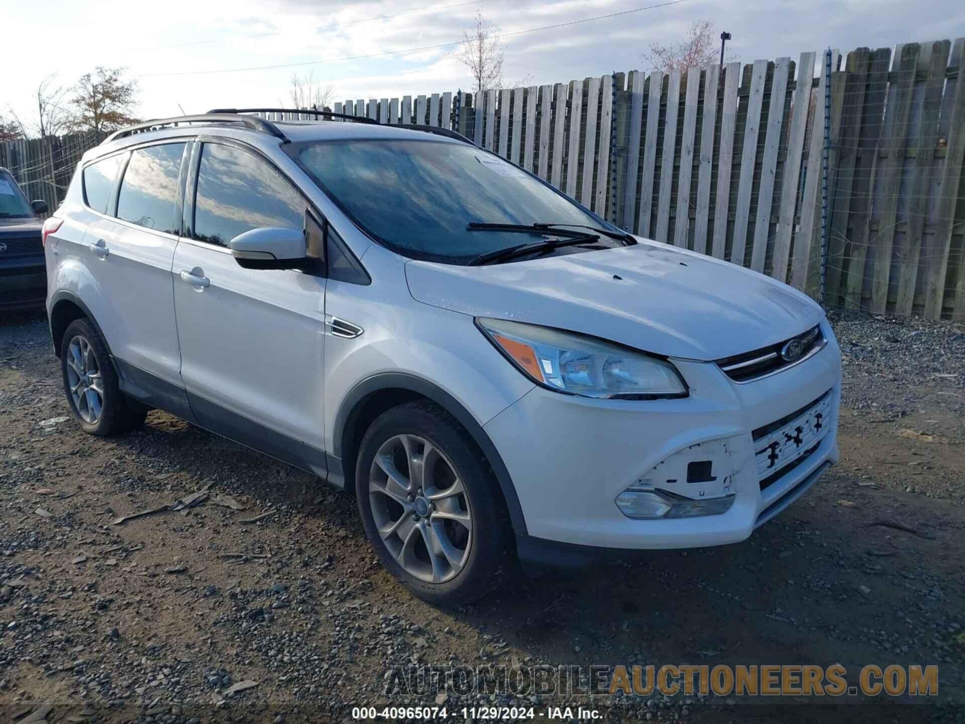 1FMCU0HX6DUA92812 FORD ESCAPE 2013