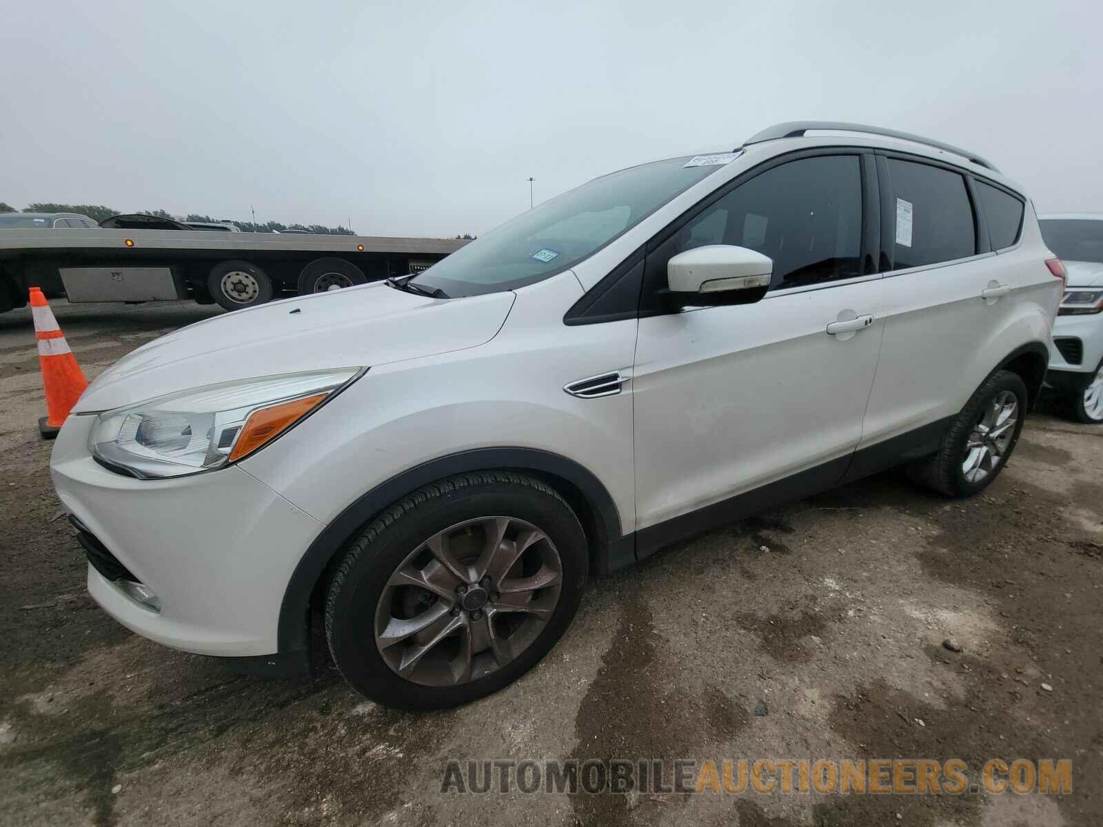 1FMCU0J90GUB46718 Ford Escape 2016