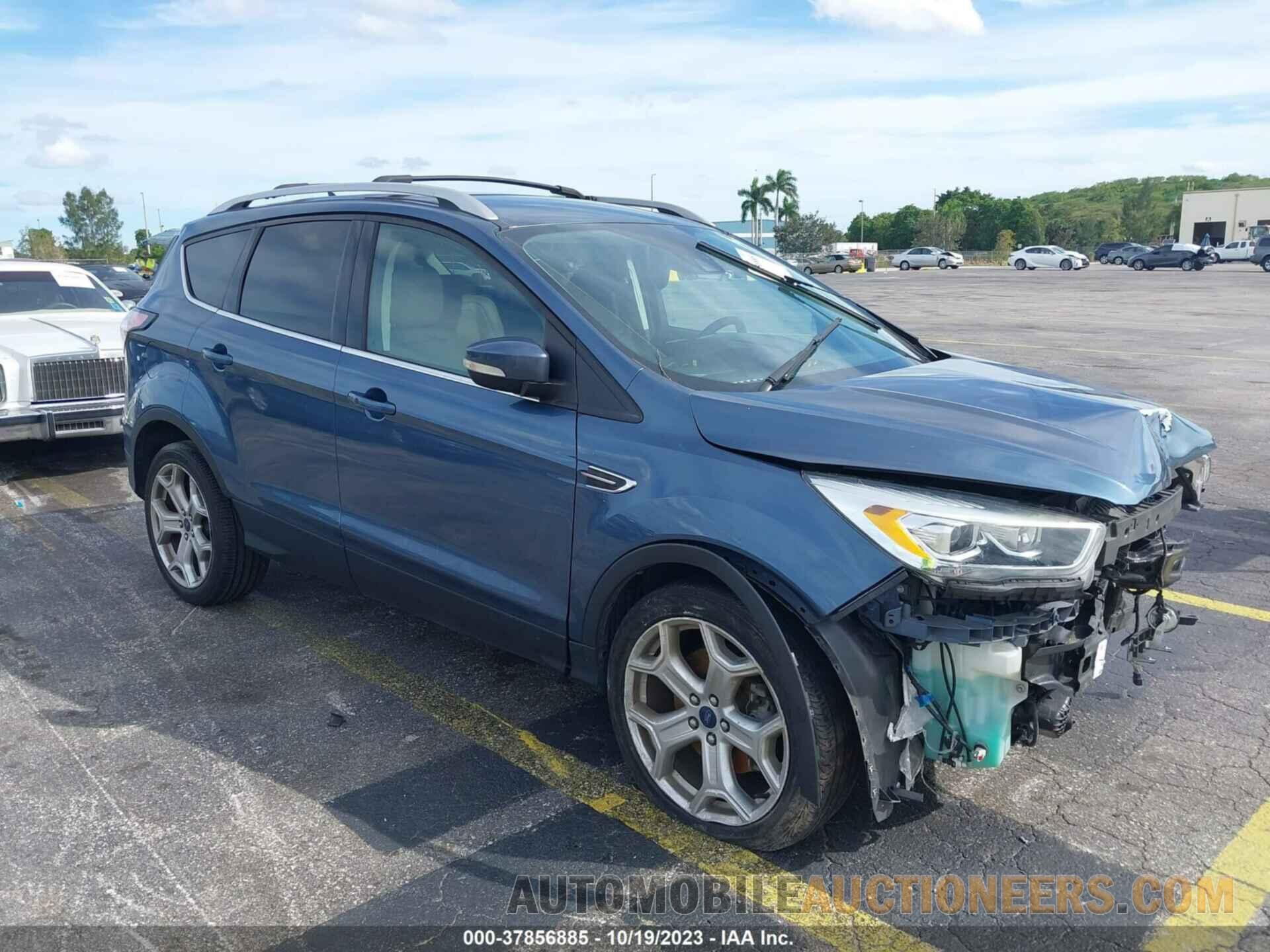 1FMCU0J90JUB67866 FORD ESCAPE 2018