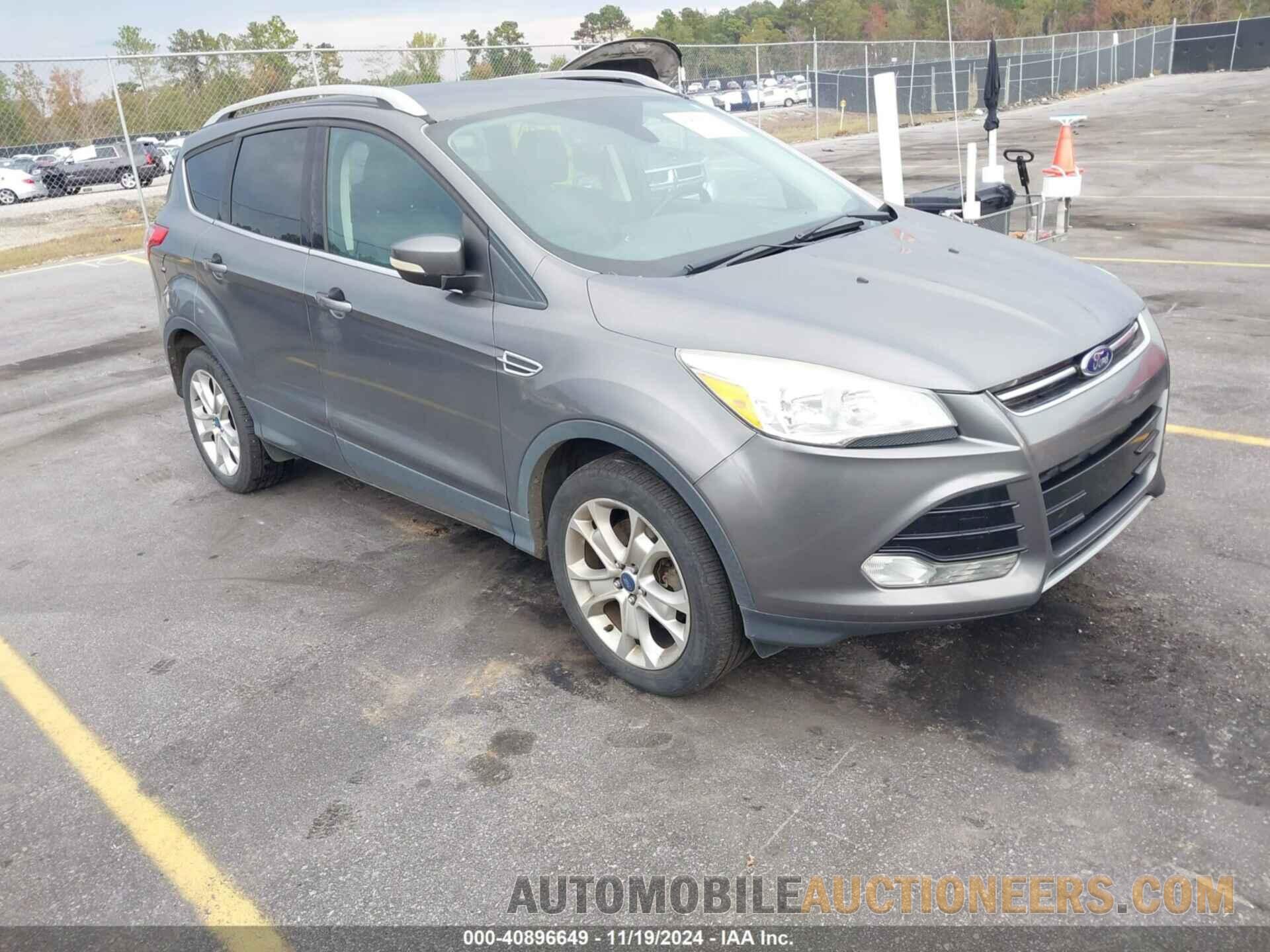 1FMCU0J92EUA23306 FORD ESCAPE 2014