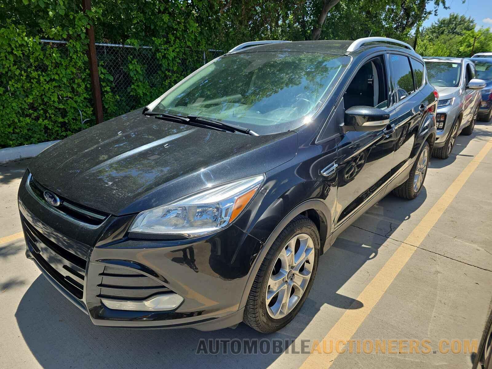 1FMCU0J92FUB18966 Ford Escape 2015