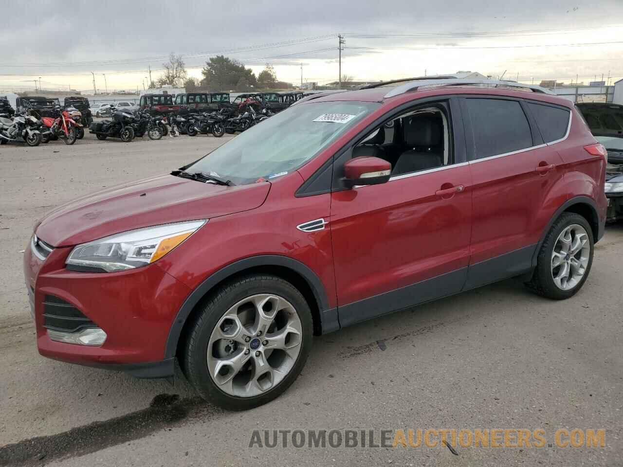 1FMCU0J92GUA11031 FORD ESCAPE 2016