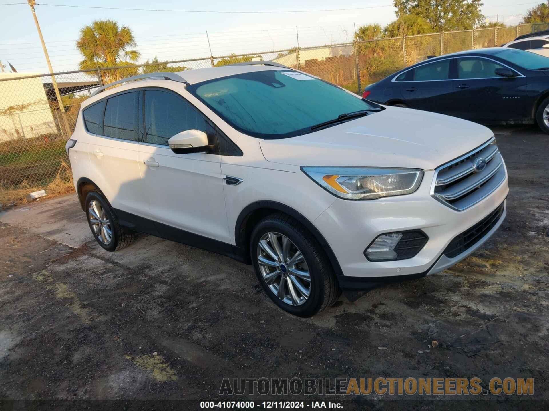 1FMCU0J92HUA46198 FORD ESCAPE 2017