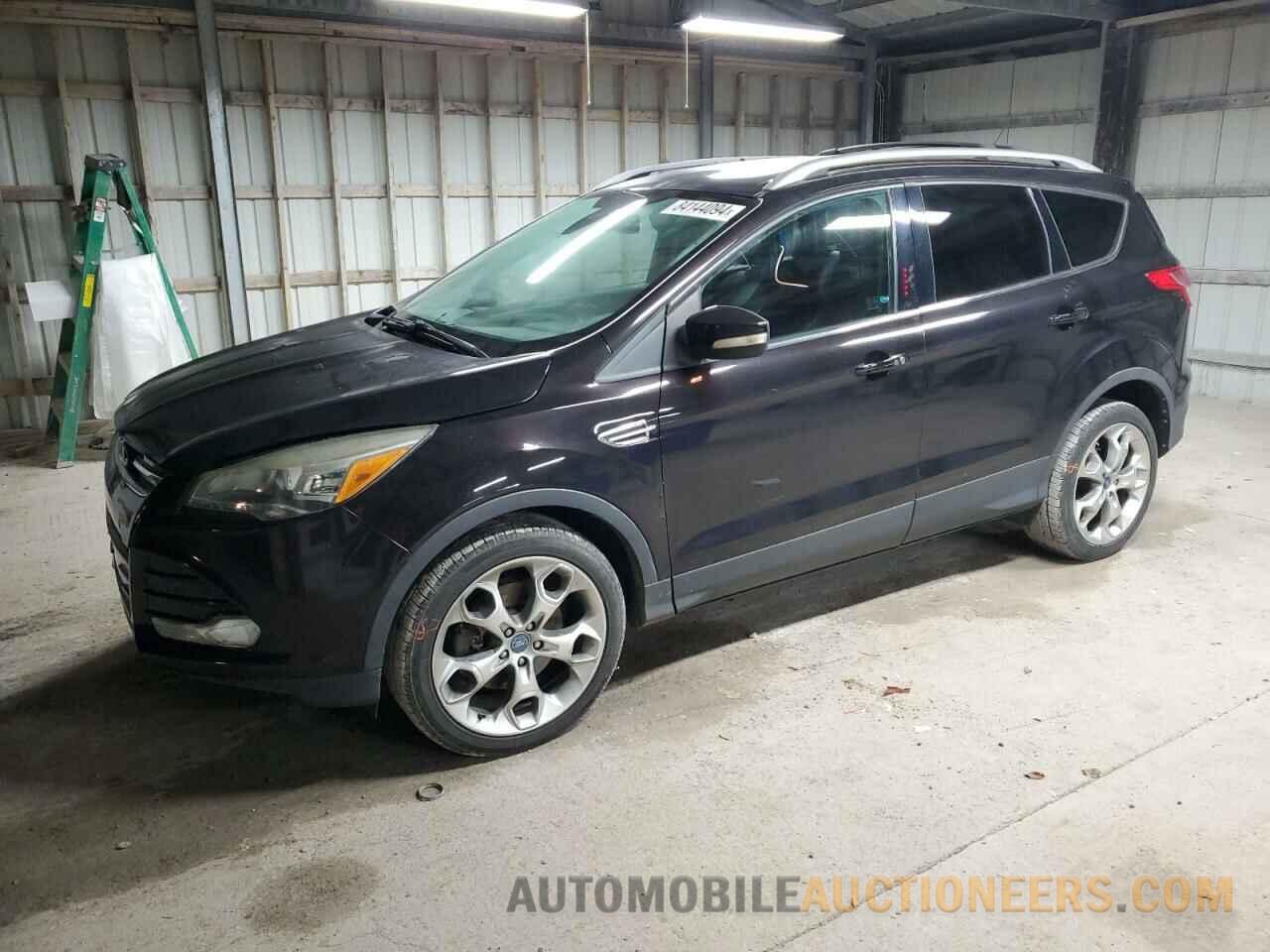 1FMCU0J93DUB17015 FORD ESCAPE 2013