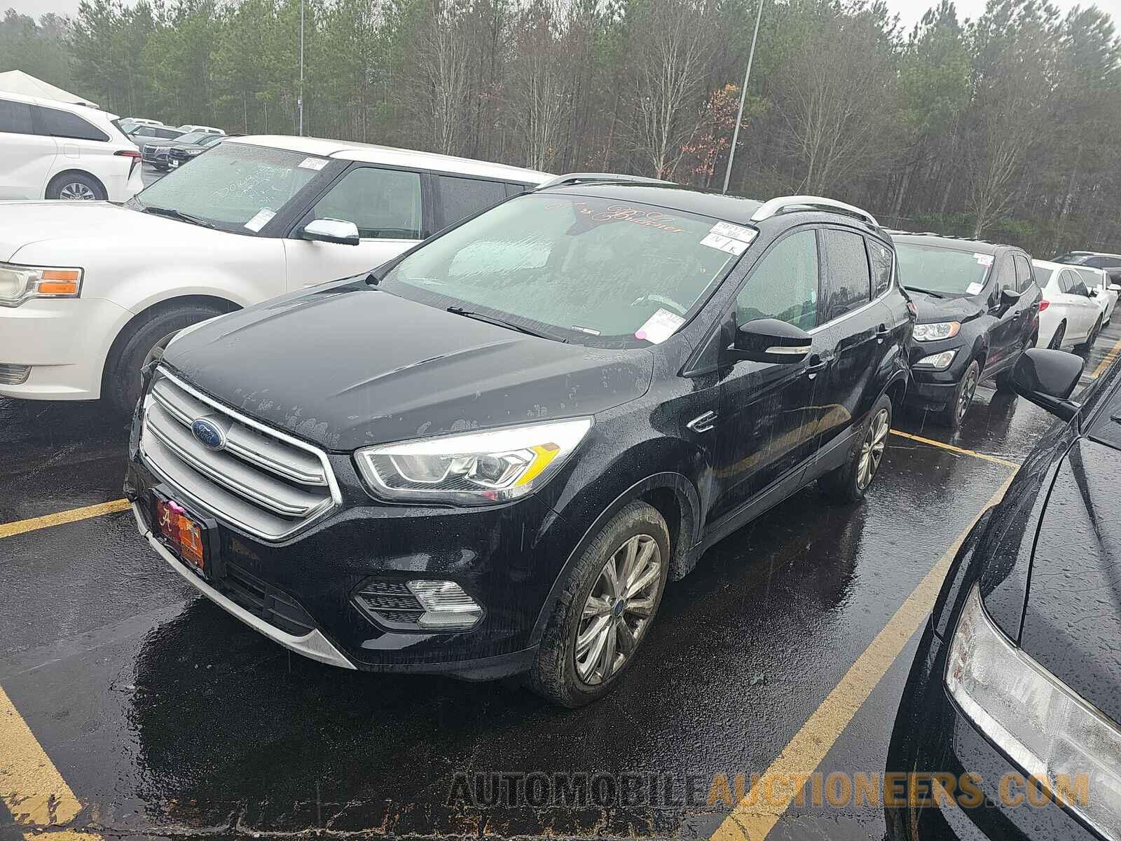 1FMCU0J93HUE76807 Ford Escape 2017