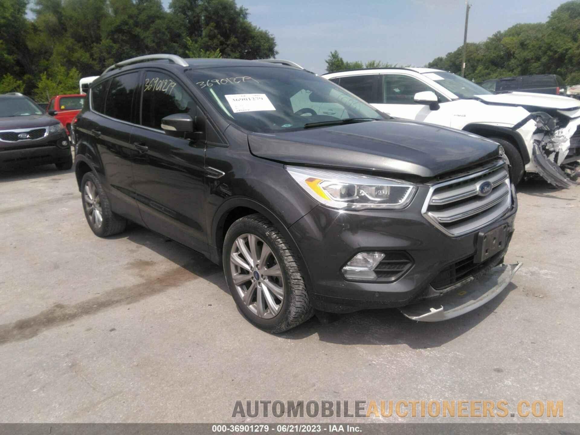 1FMCU0J93JUD04668 FORD ESCAPE 2018