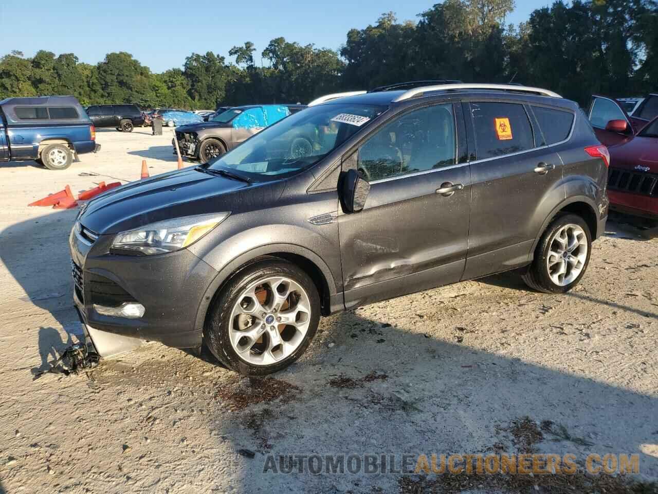 1FMCU0J94FUB56683 FORD ESCAPE 2015