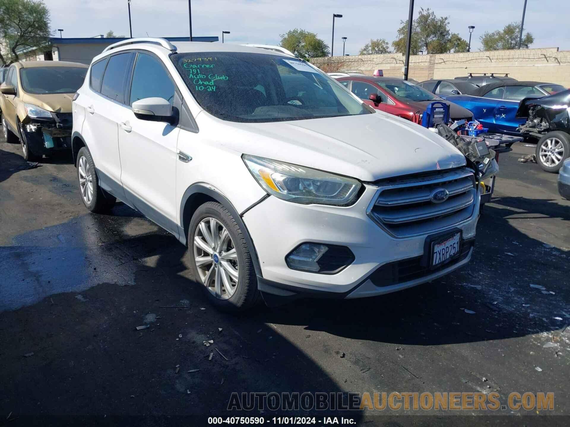 1FMCU0J94HUD42288 FORD ESCAPE 2017