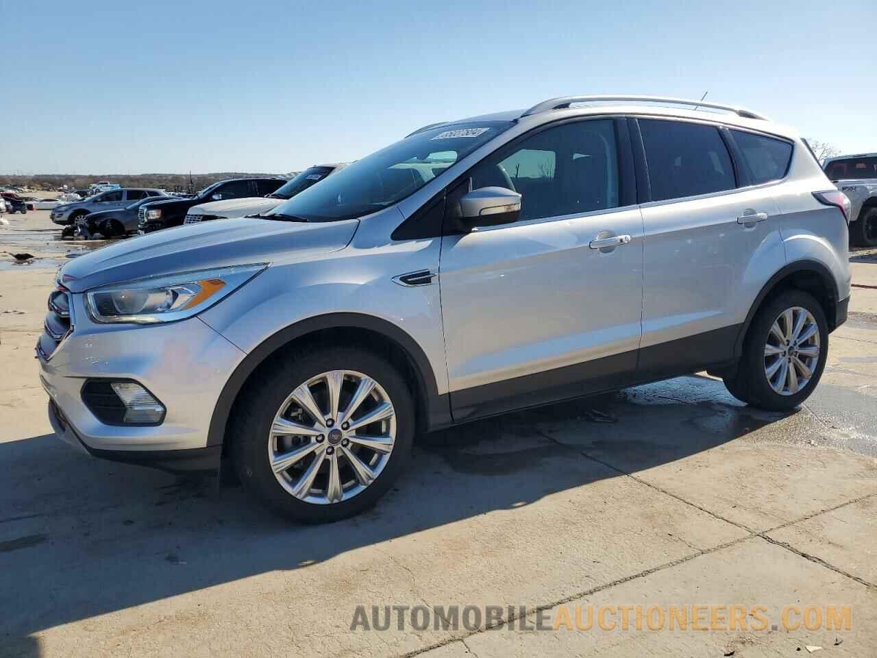 1FMCU0J94HUD94665 FORD ESCAPE 2017