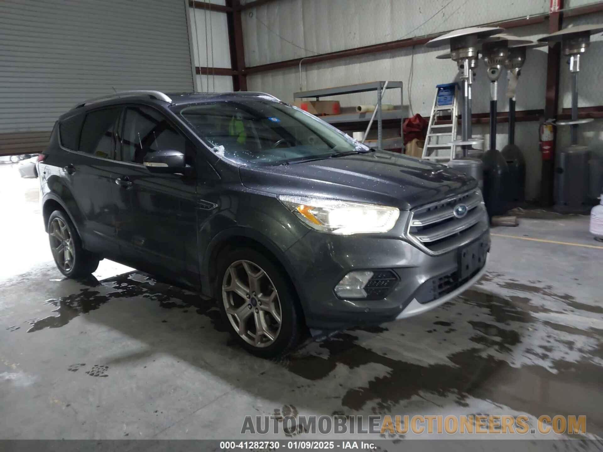 1FMCU0J94HUE94538 FORD ESCAPE 2017