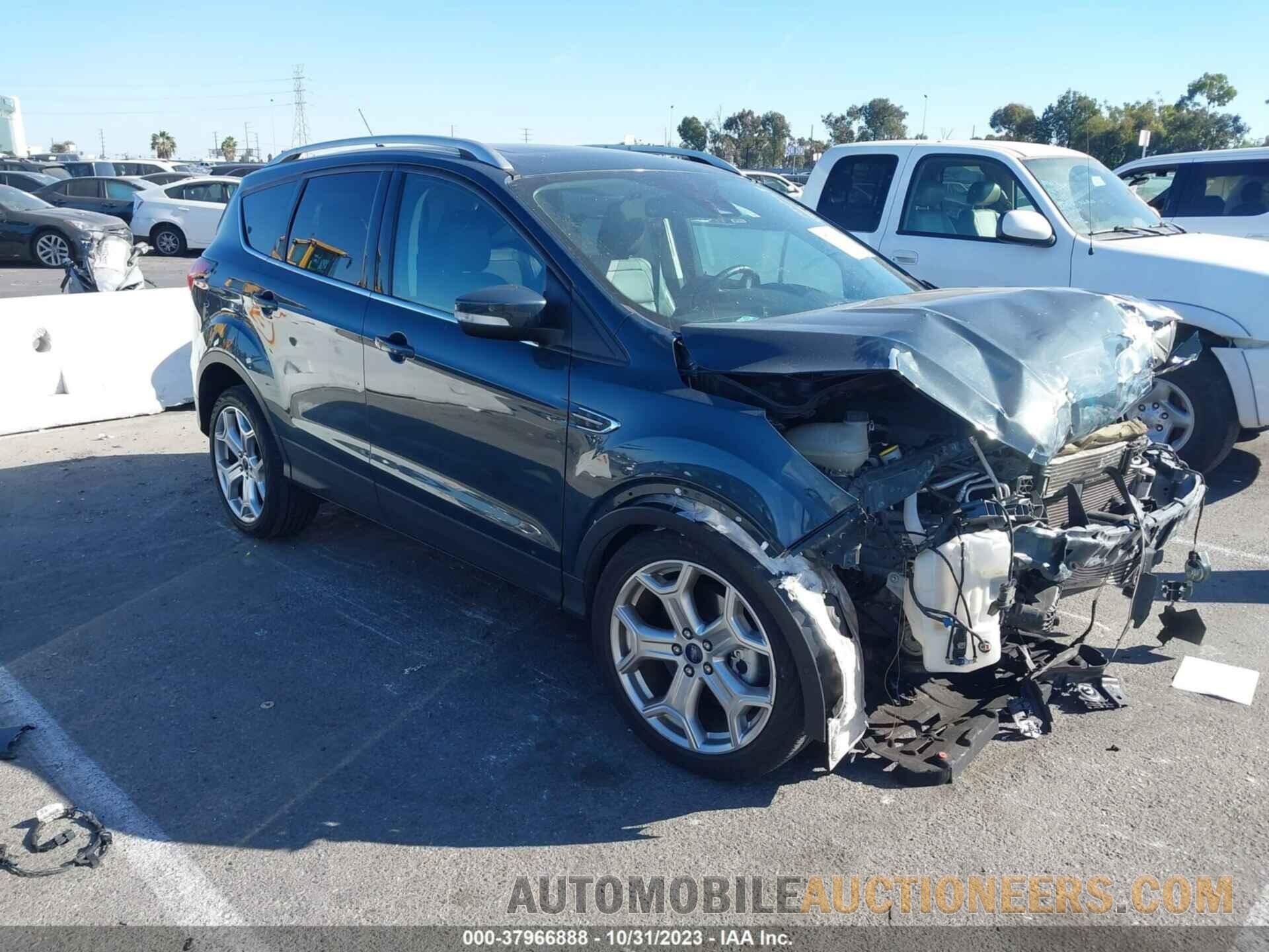 1FMCU0J94KUA80148 FORD ESCAPE 2019