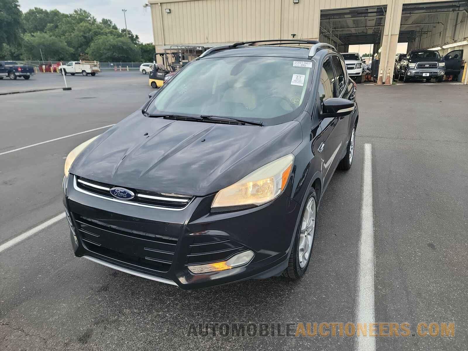 1FMCU0J95FUB24955 Ford Escape 2015