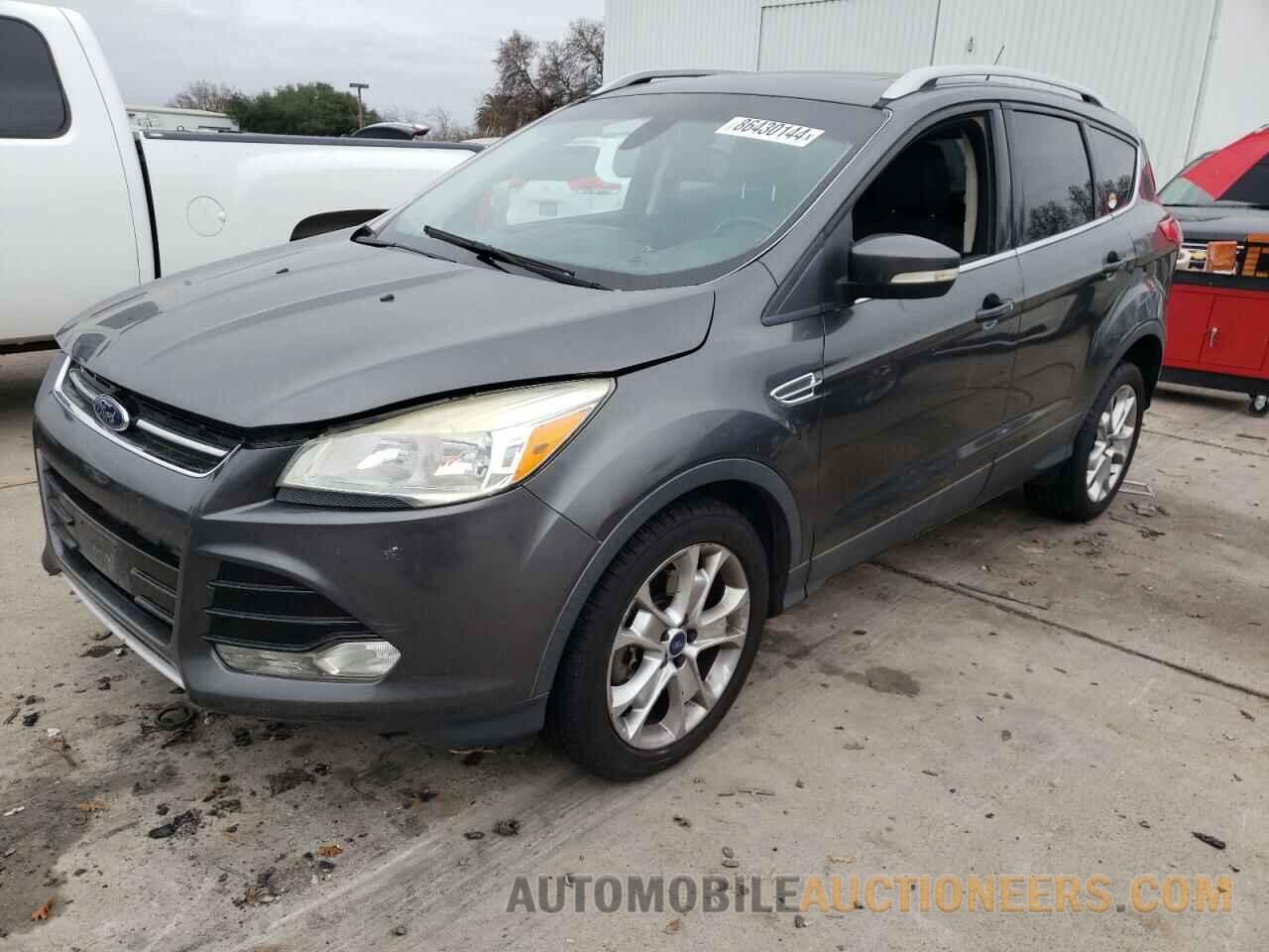 1FMCU0J96FUB96019 FORD ESCAPE 2015