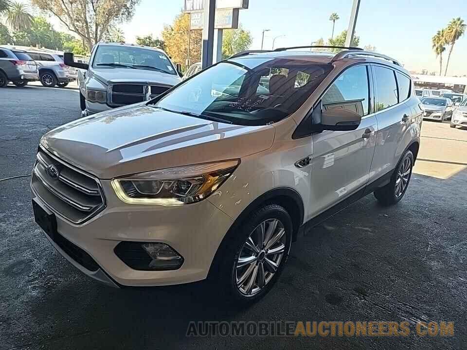 1FMCU0J96HUC34755 Ford Escape 2017