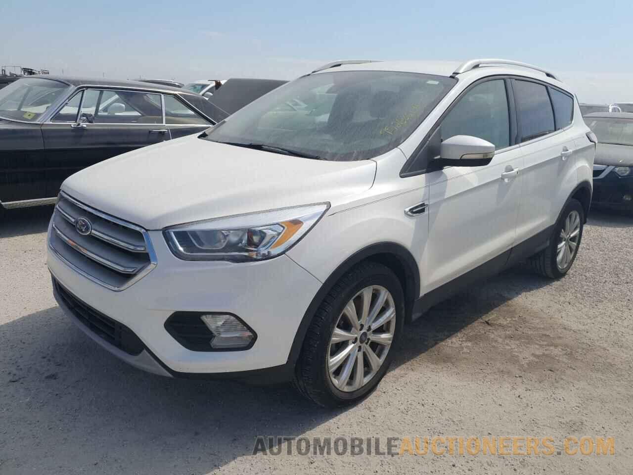 1FMCU0J96HUC56125 FORD ESCAPE 2017