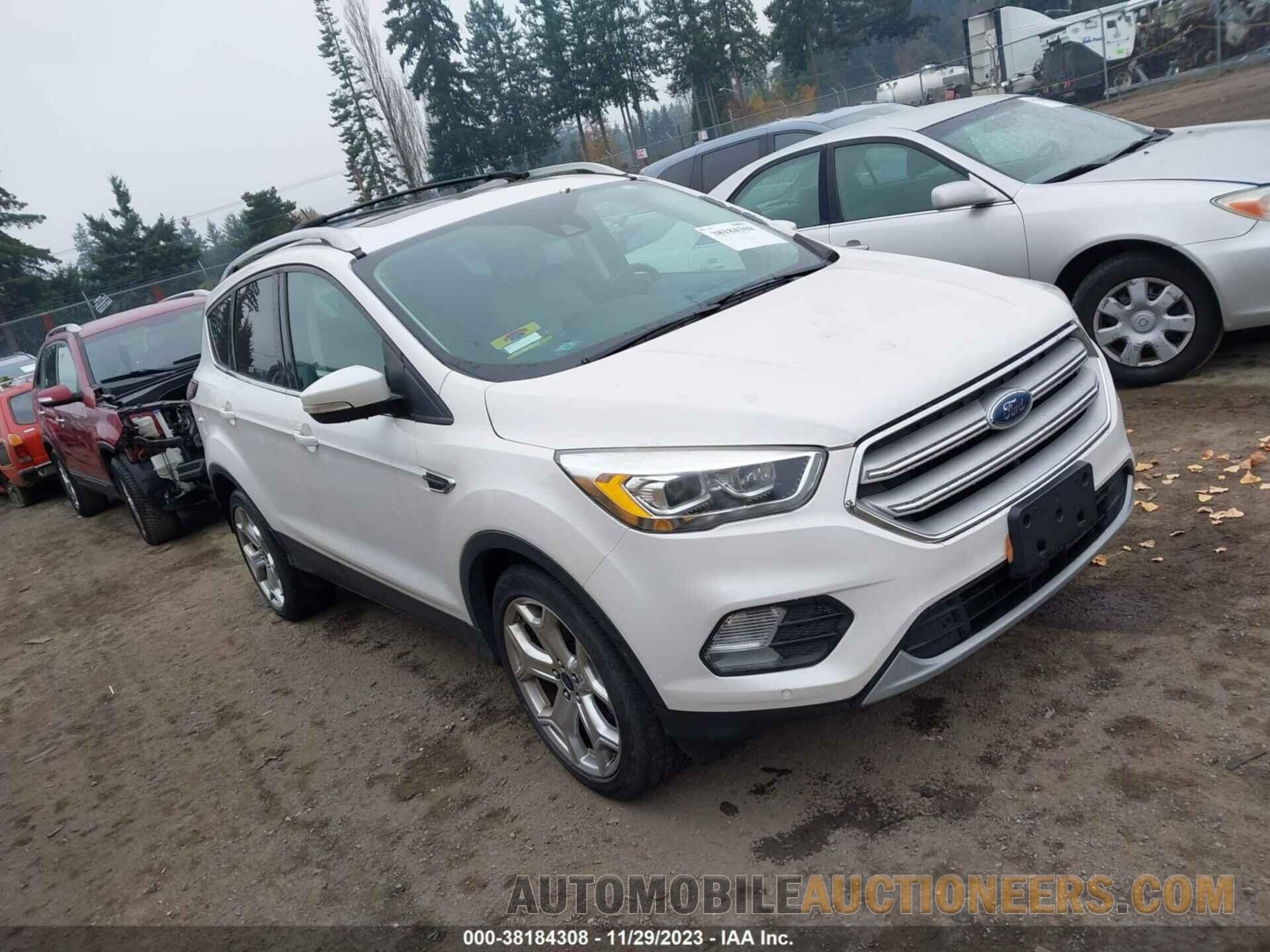 1FMCU0J96JUB14671 FORD ESCAPE 2018