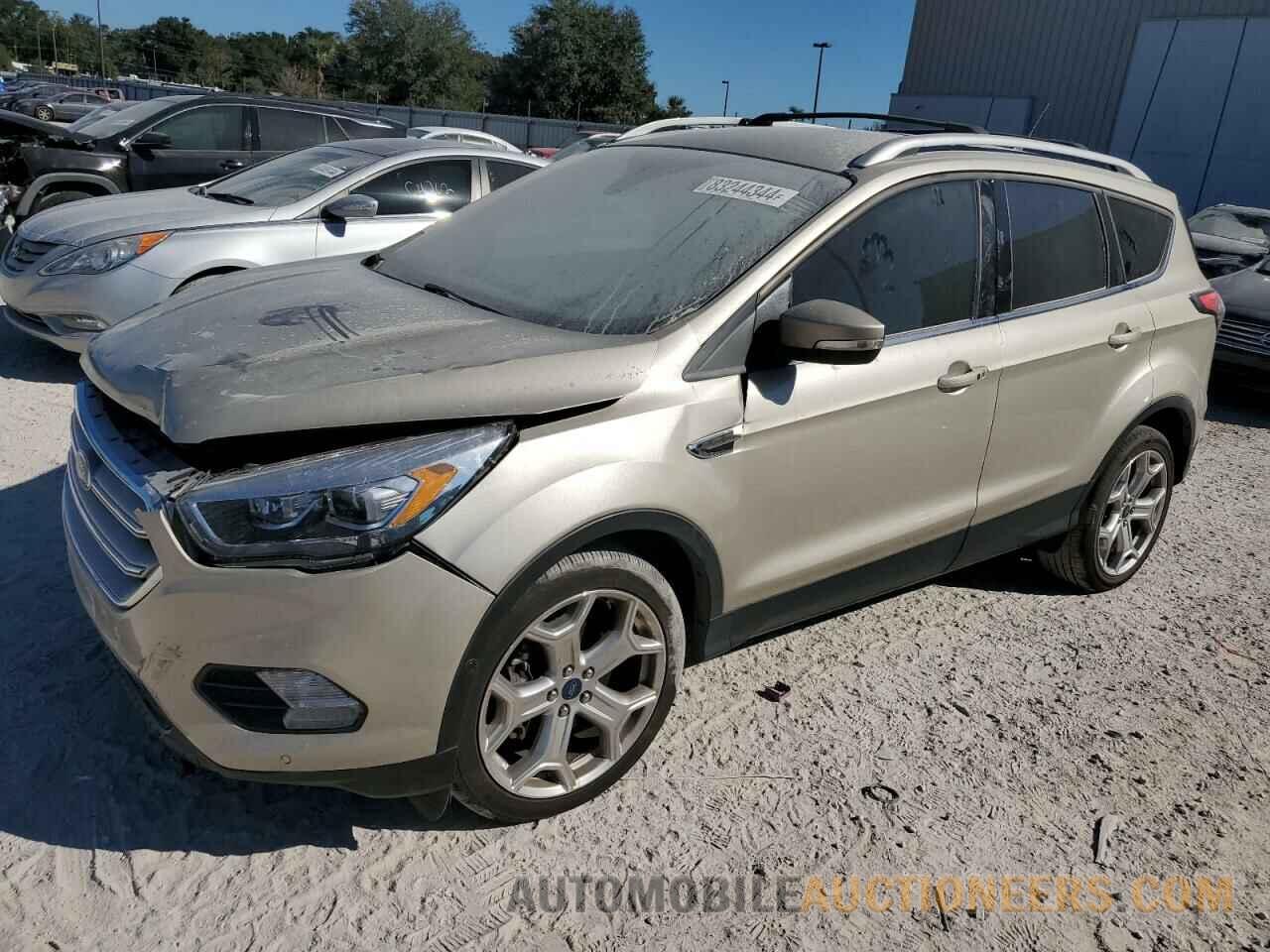 1FMCU0J96JUD47479 FORD ESCAPE 2018