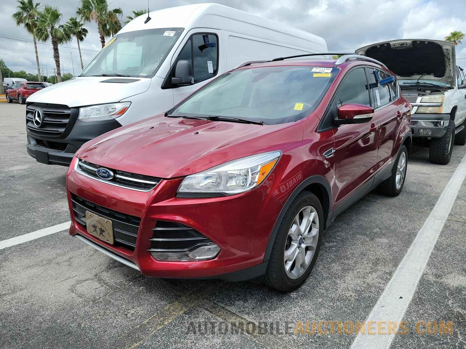 1FMCU0J97GUA04432 Ford Escape 2016