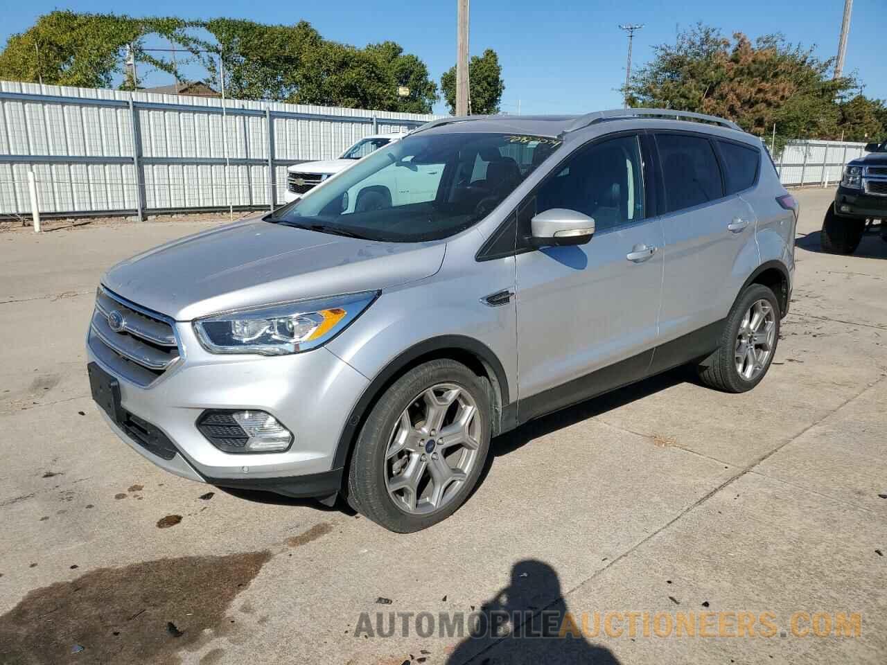 1FMCU0J97HUA60193 FORD ESCAPE 2017