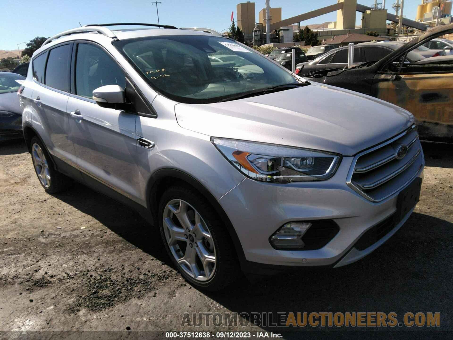 1FMCU0J97KUB14597 FORD ESCAPE 2019