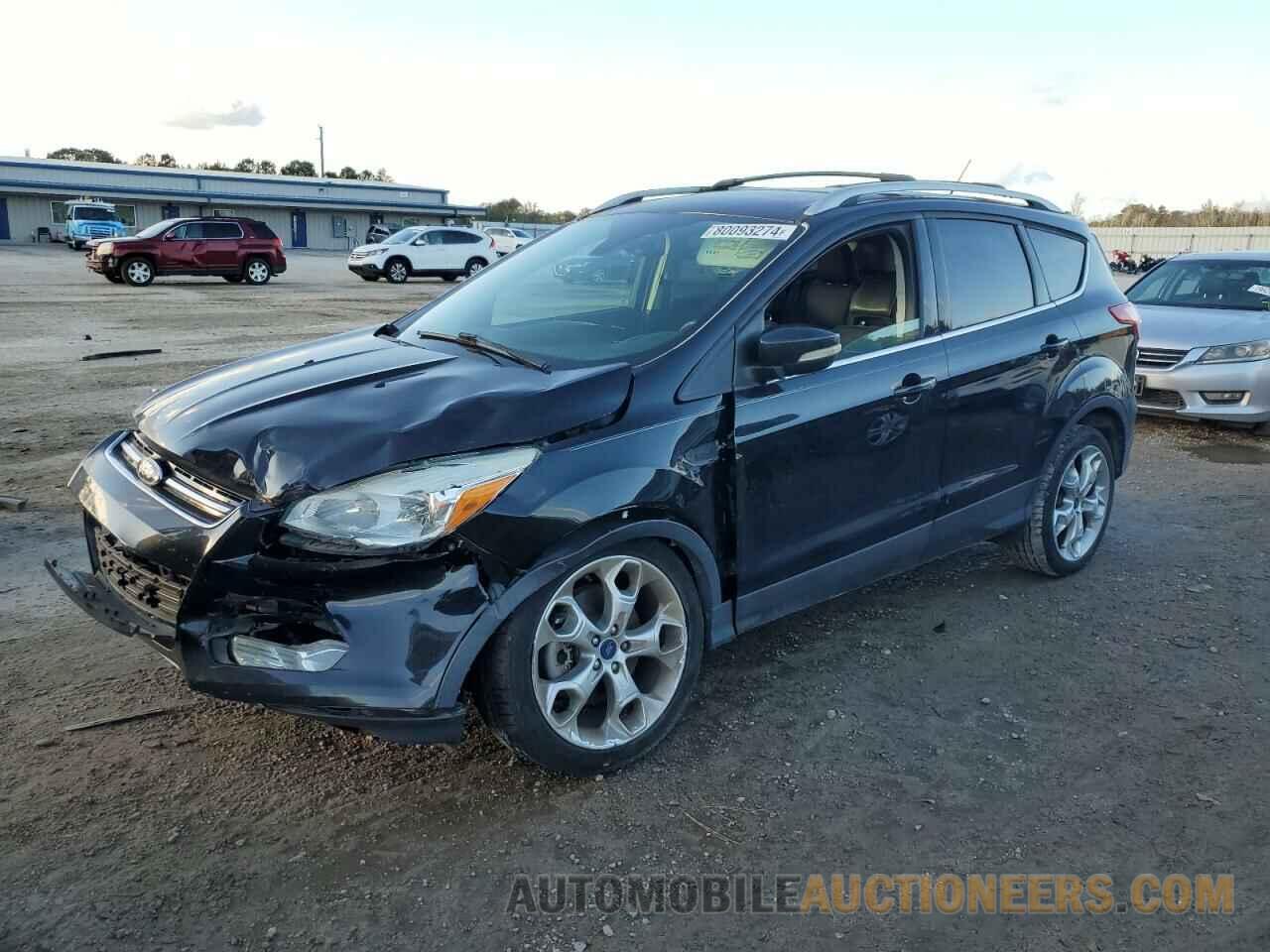 1FMCU0J98FUB88214 FORD ESCAPE 2015