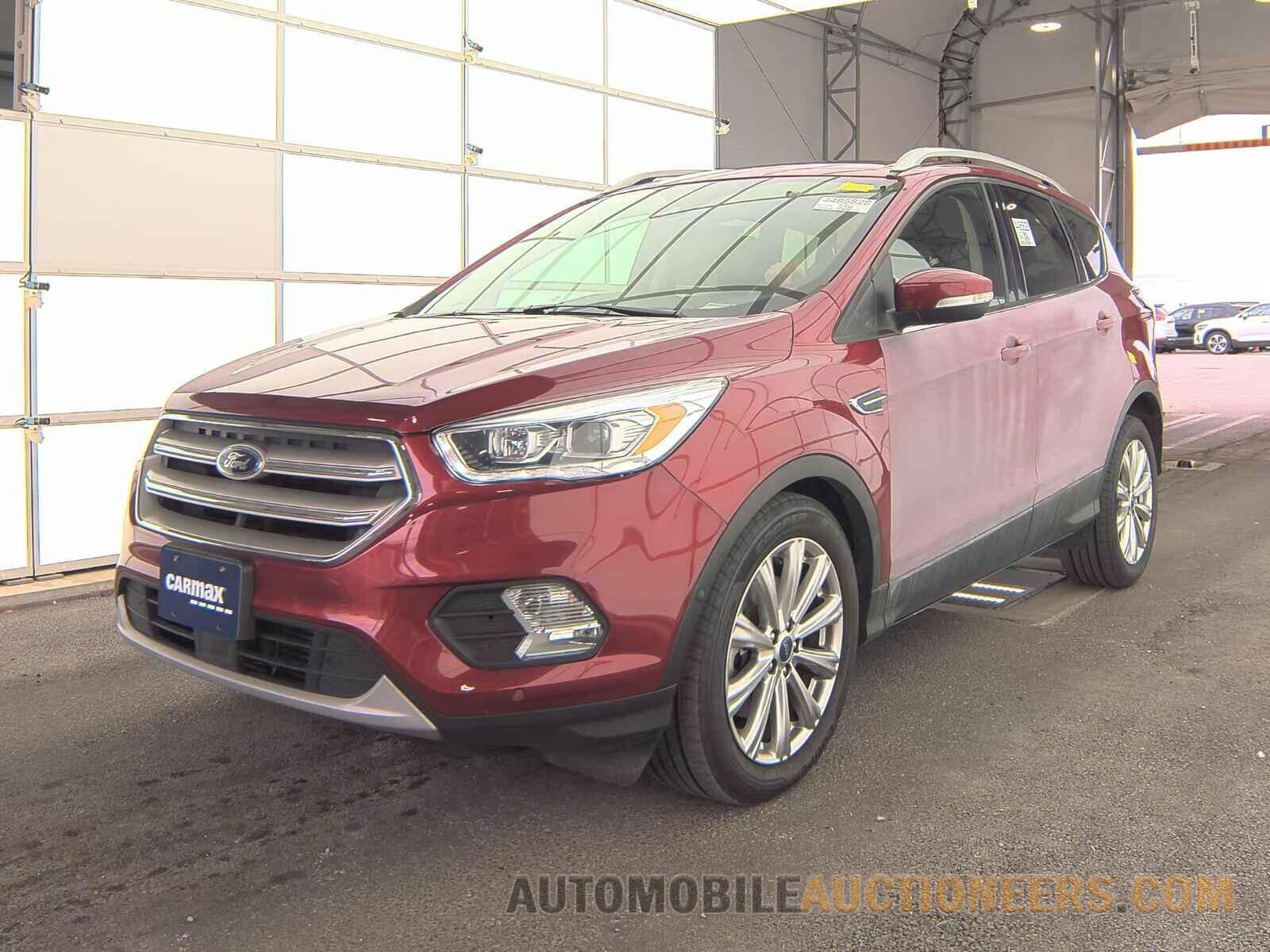 1FMCU0J98JUB99626 Ford Escape 2018