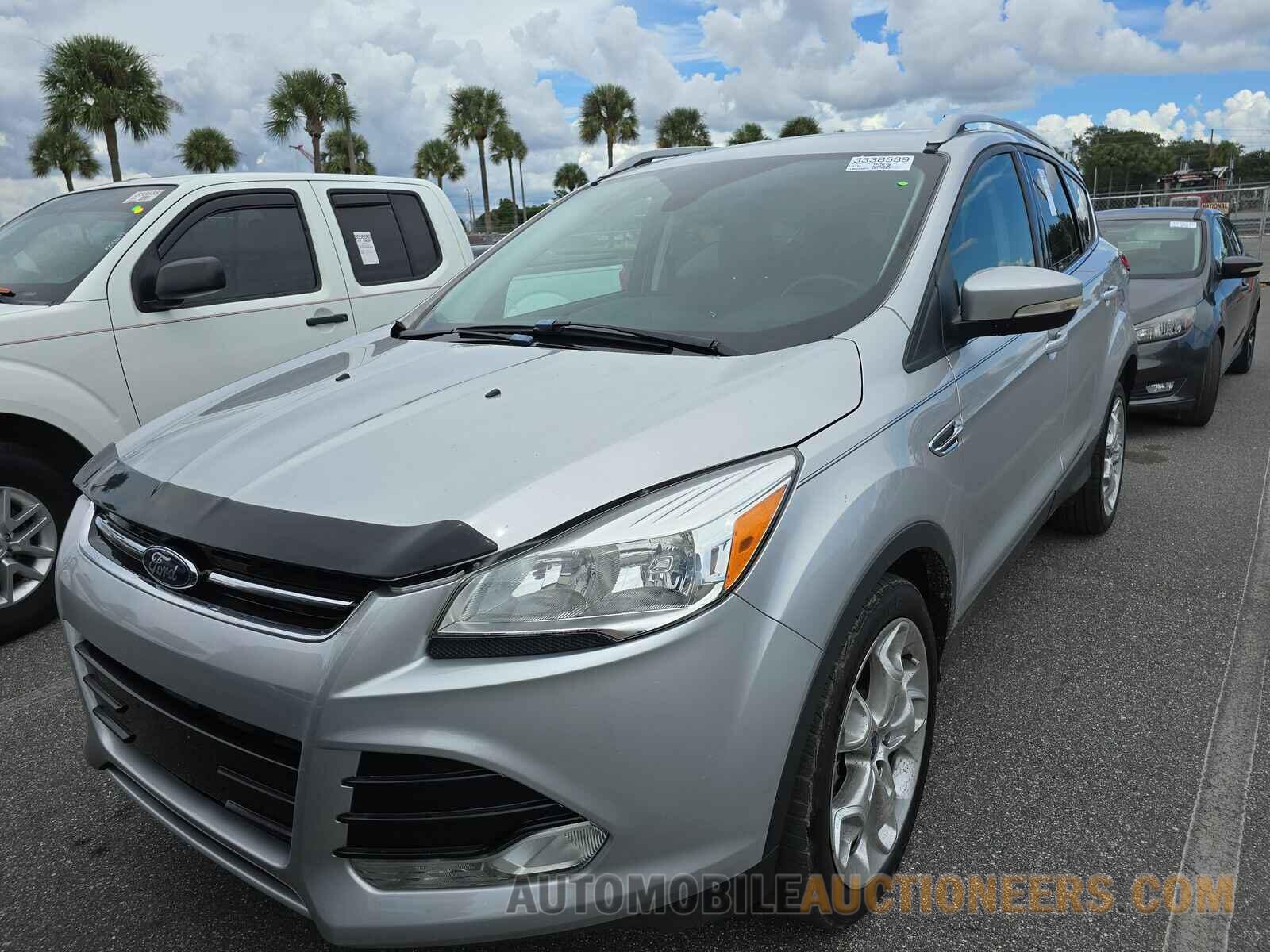 1FMCU0J99GUC35753 Ford Escape 2016